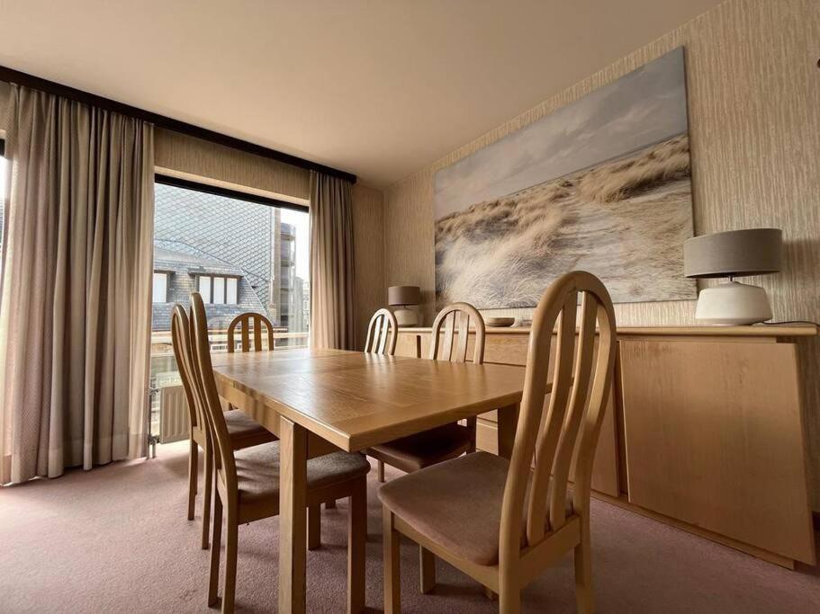 Sfeervol Appartement met Zeezicht