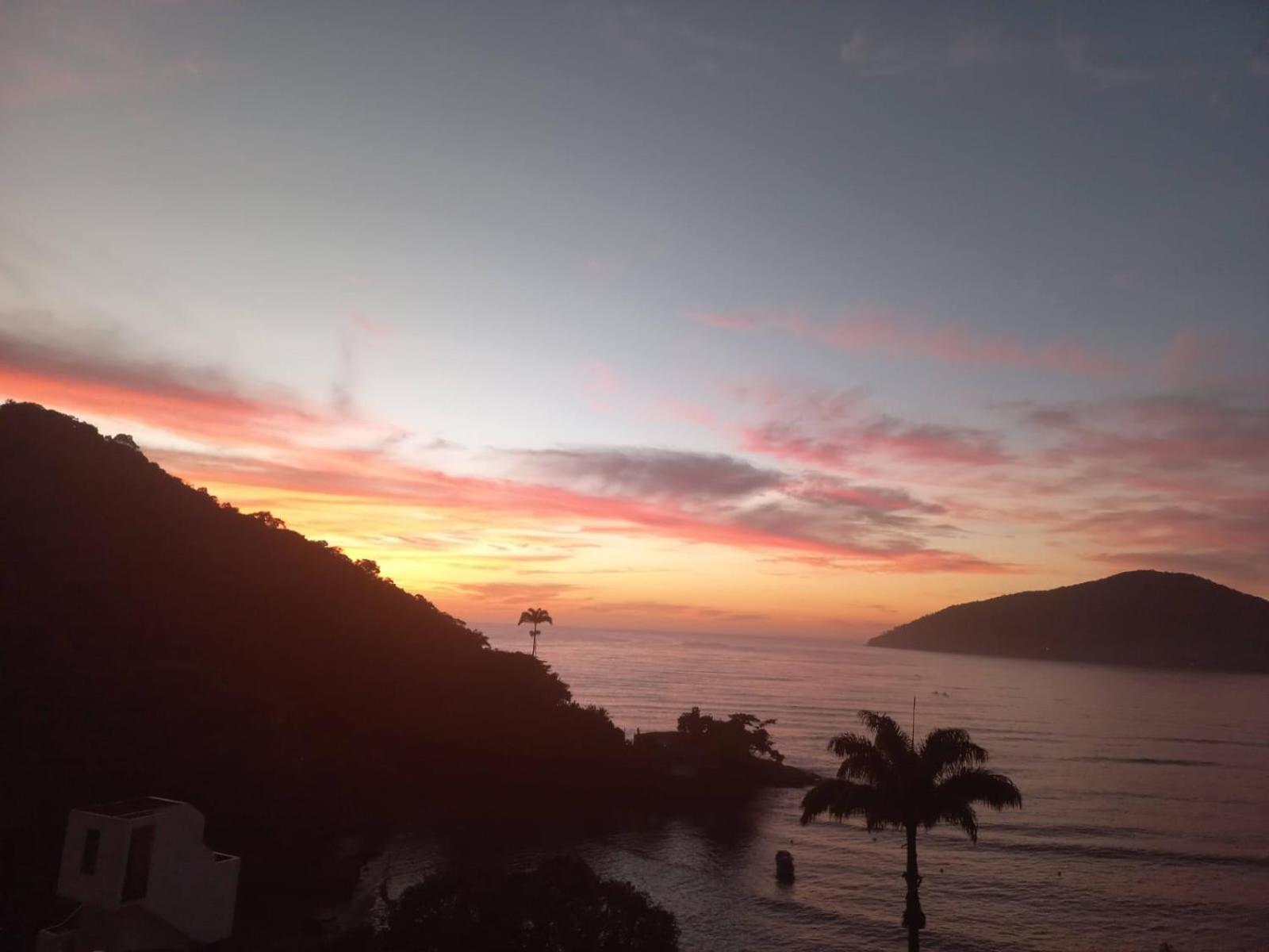 Apartamento Ubatuba Vista para o Mar