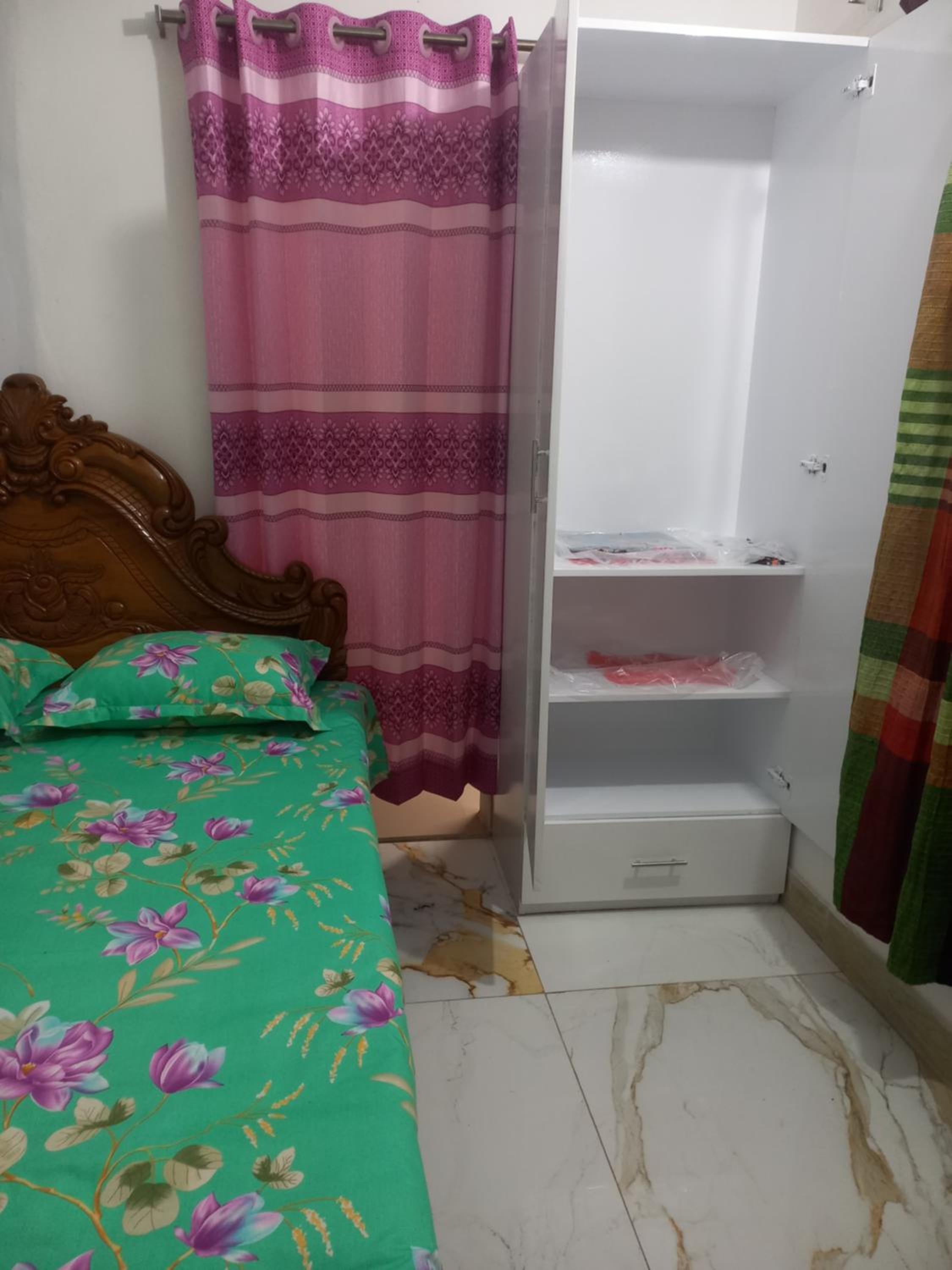 Hossen Monjil Block F Road 21 Bashundhara
