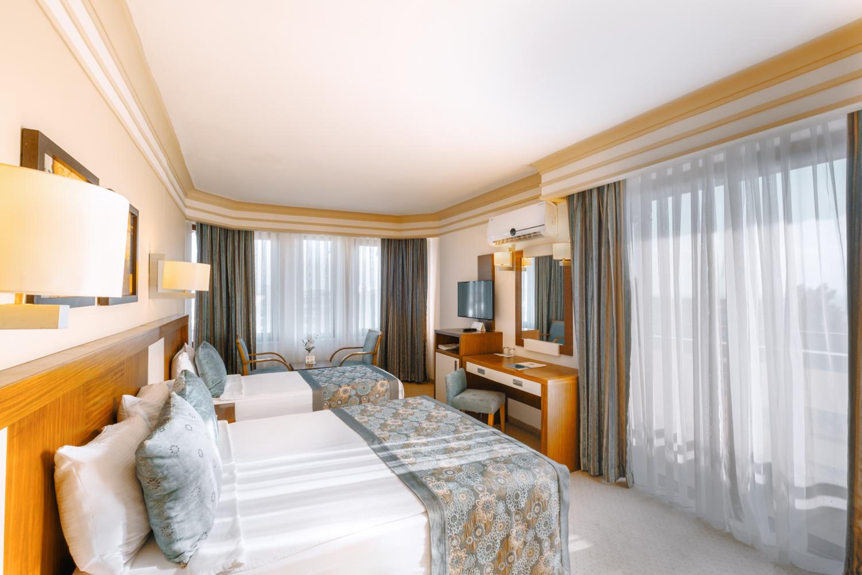 Villa Side Hotel - Image 10