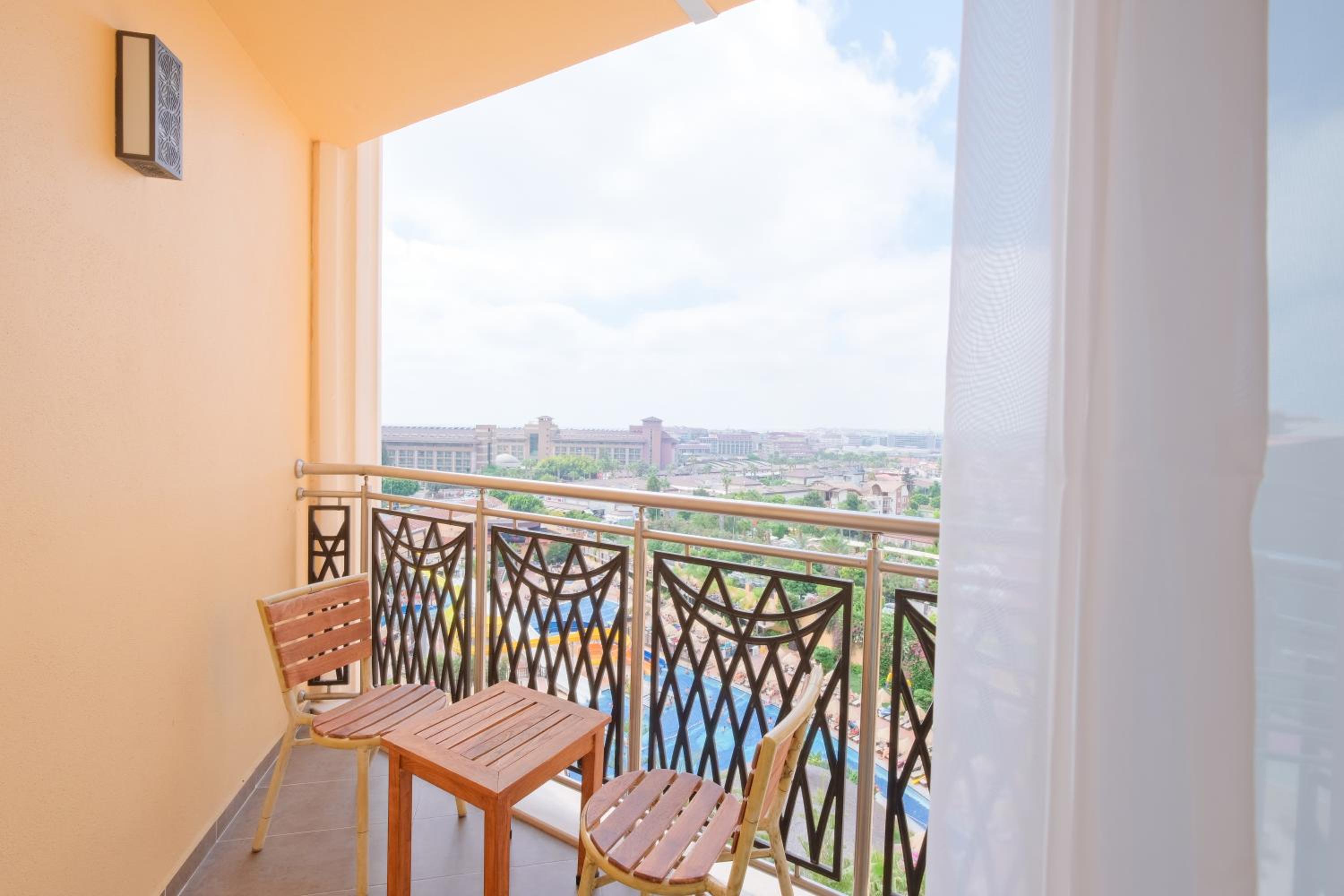 Villa Side Residence - Image 93