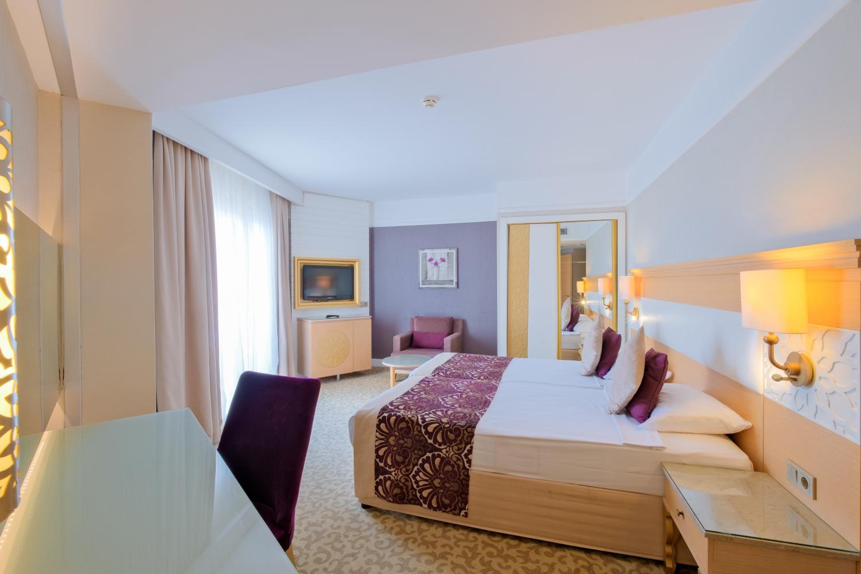 Villa Side Residence - Image 67