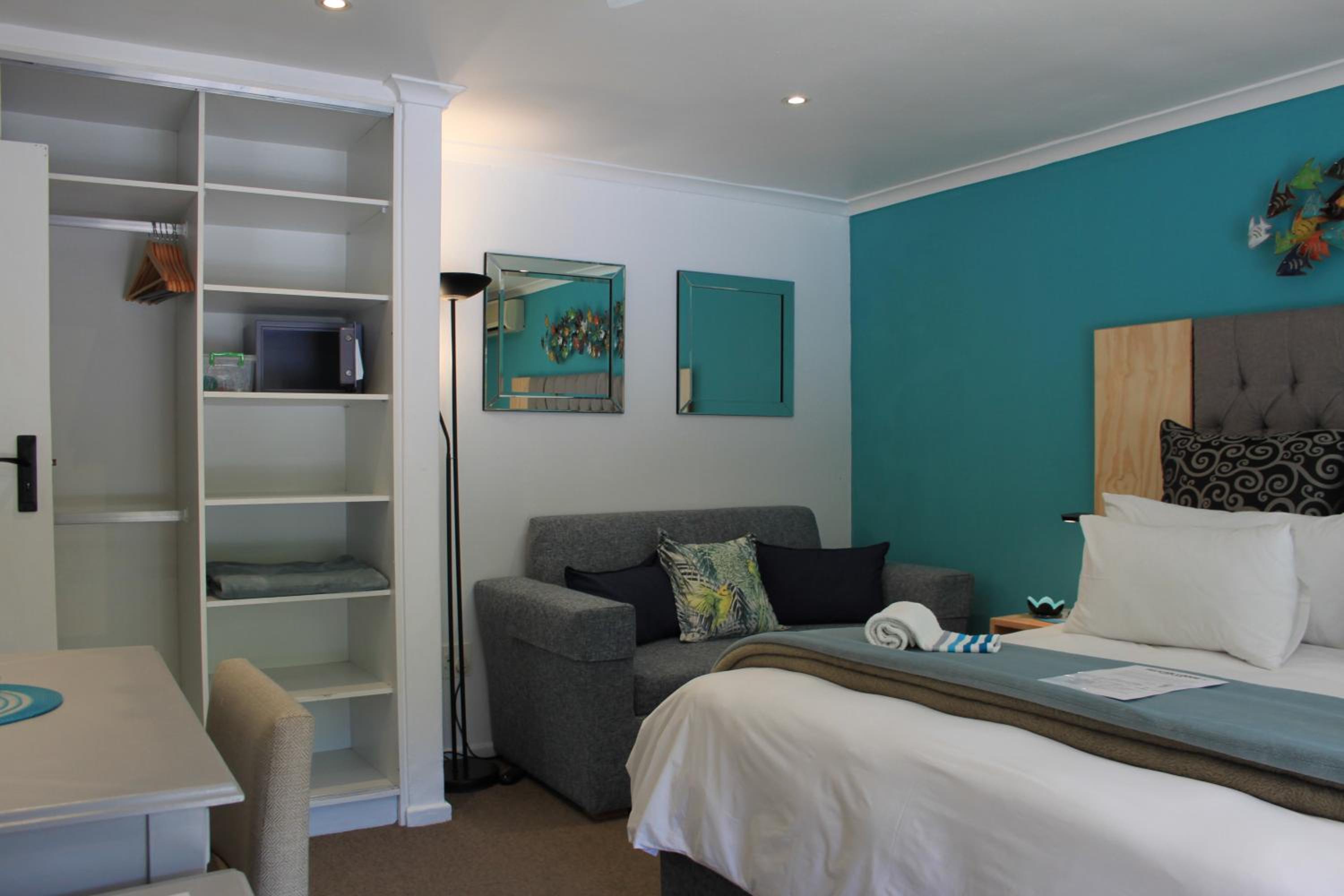 Pelican Lodge Guesthouse