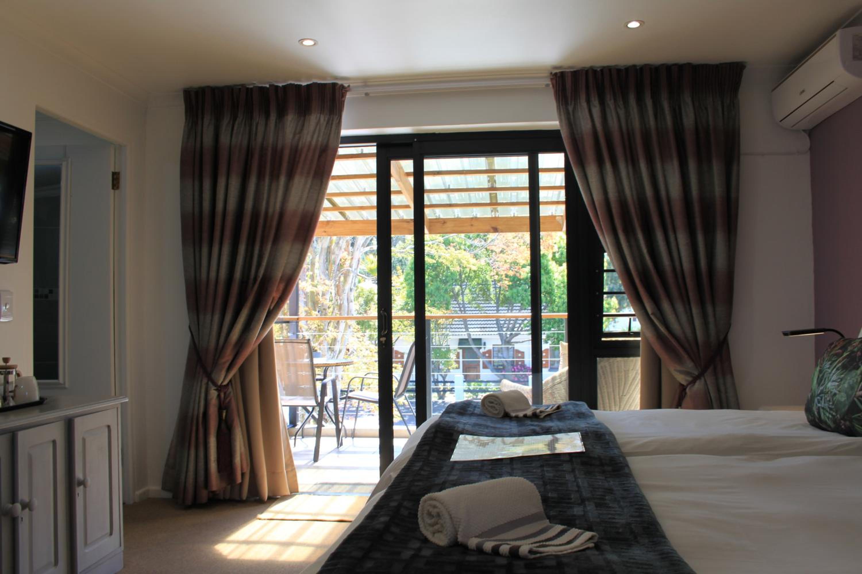 Pelican Lodge Guesthouse