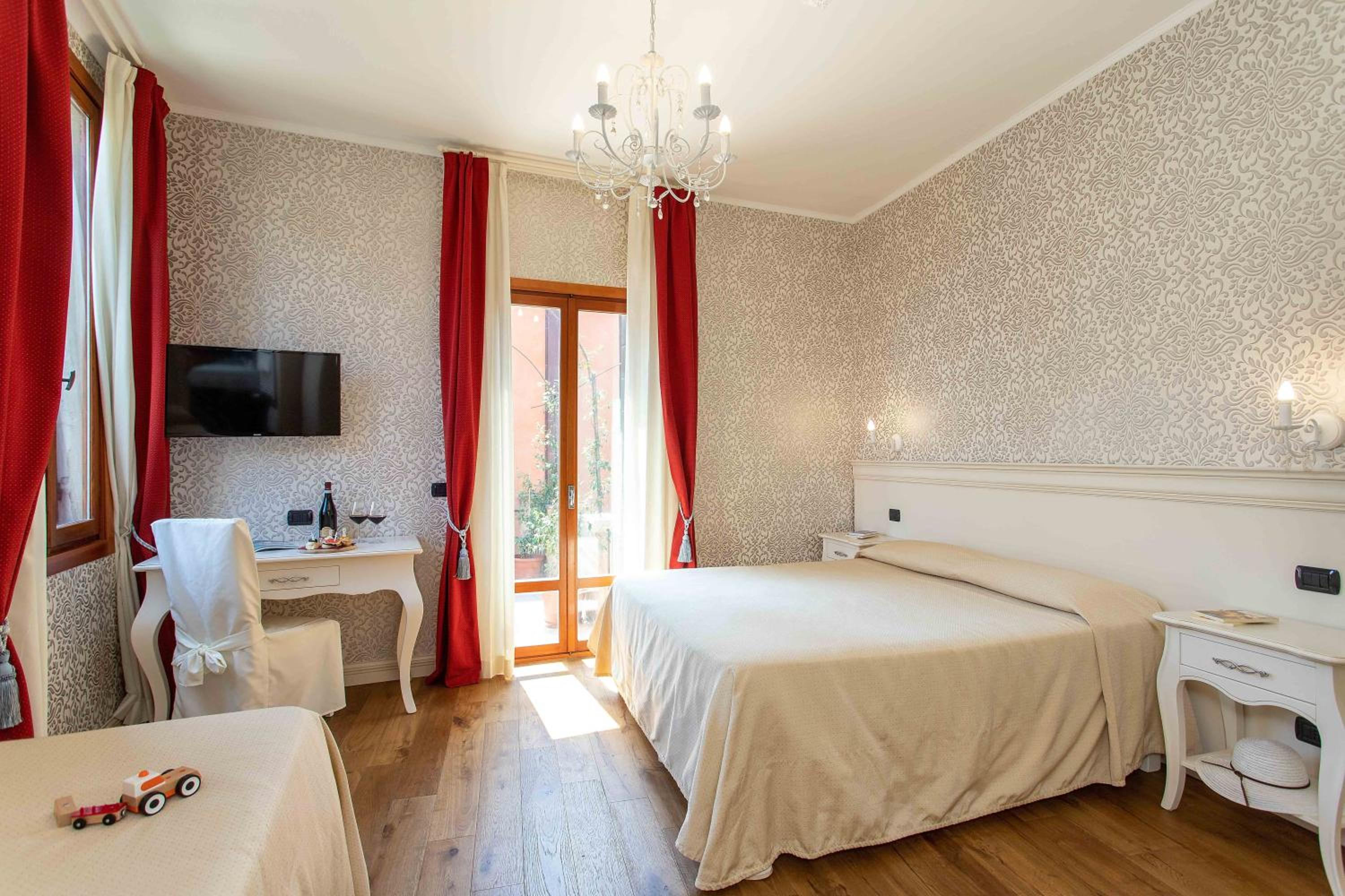 Charming Palace Santa Fosca