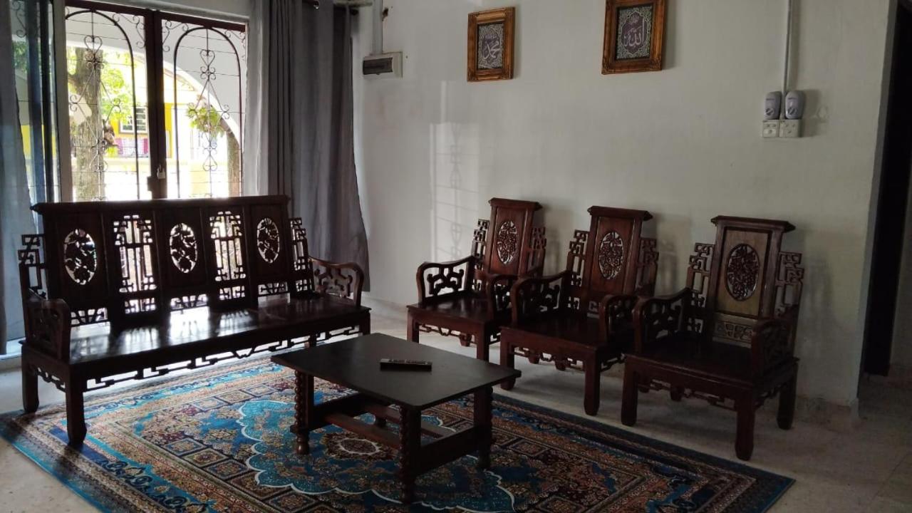One Mek Homestay photo 2