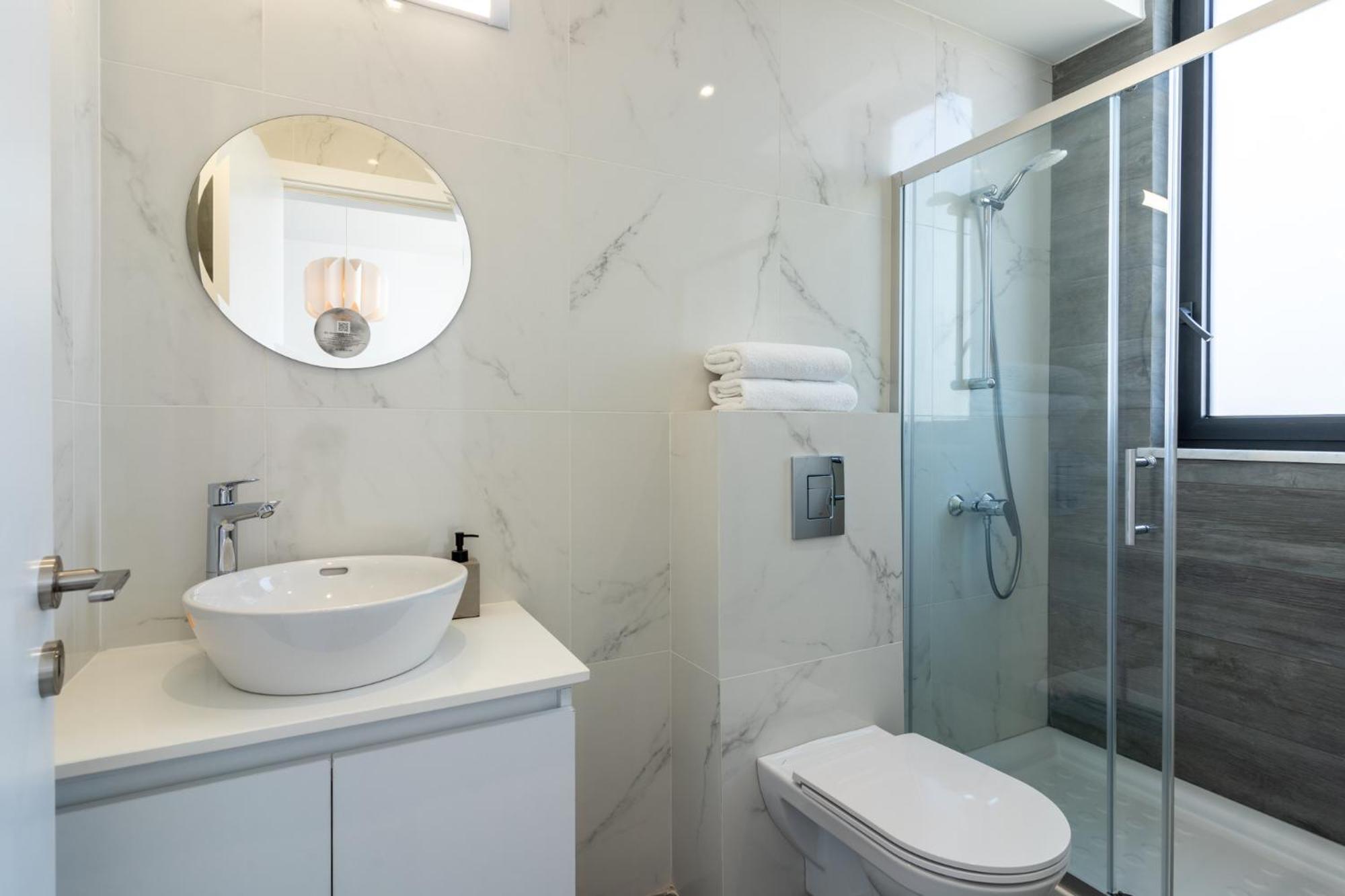 Taupe’s 2-Bedroom Apartment in Larnaca