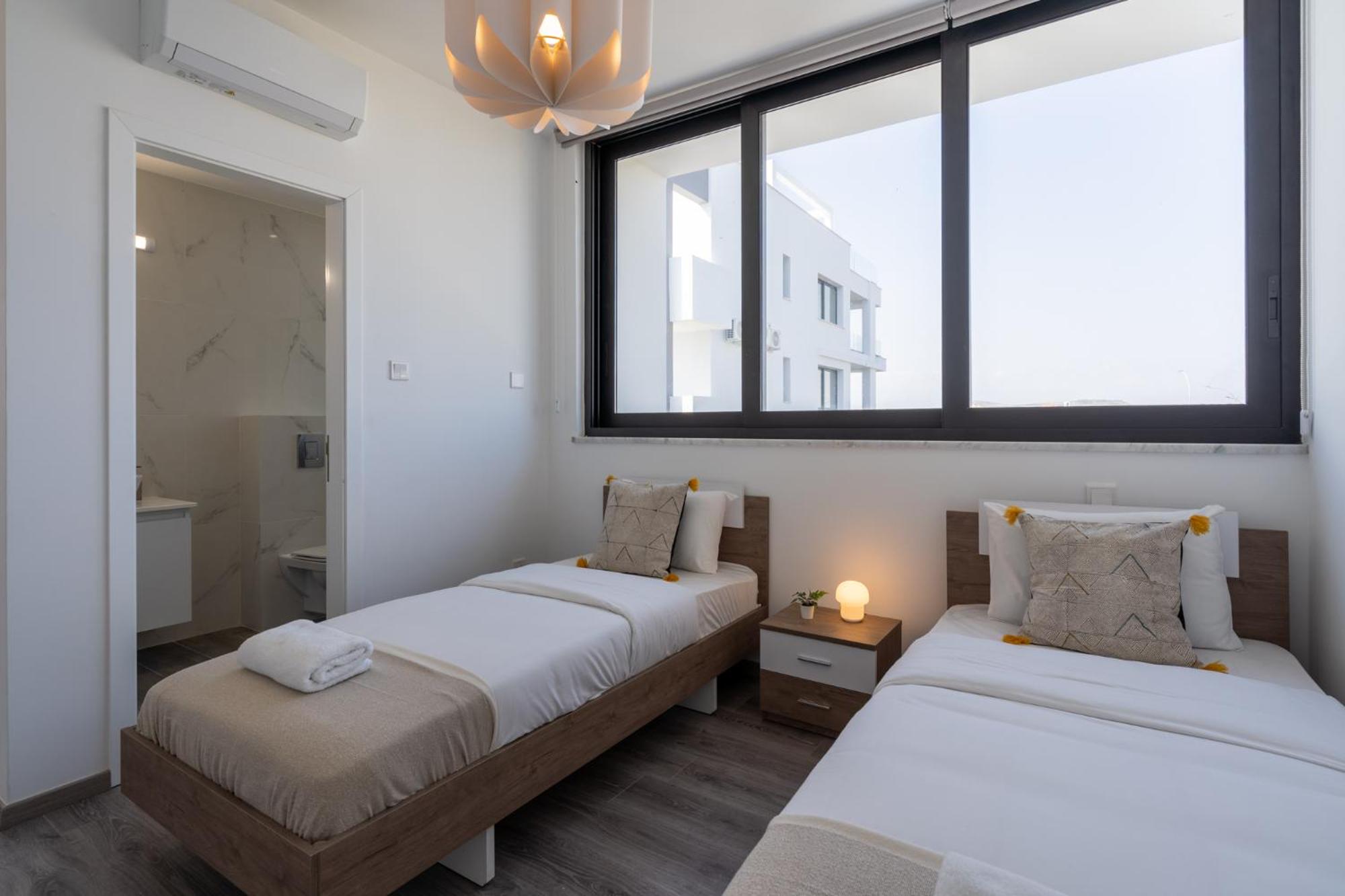 Taupe’s 2-Bedroom Apartment in Larnaca
