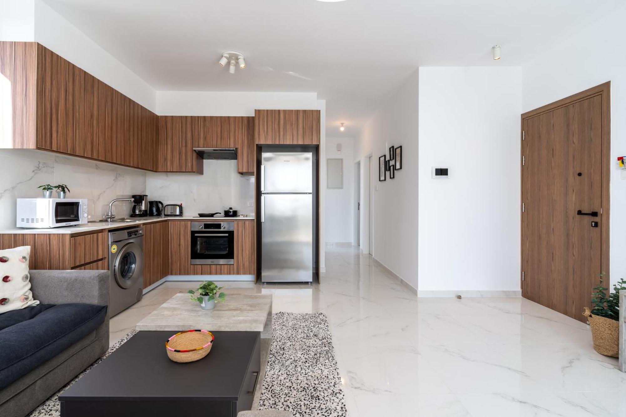 Taupe’s 2-Bedroom Apartment in Larnaca