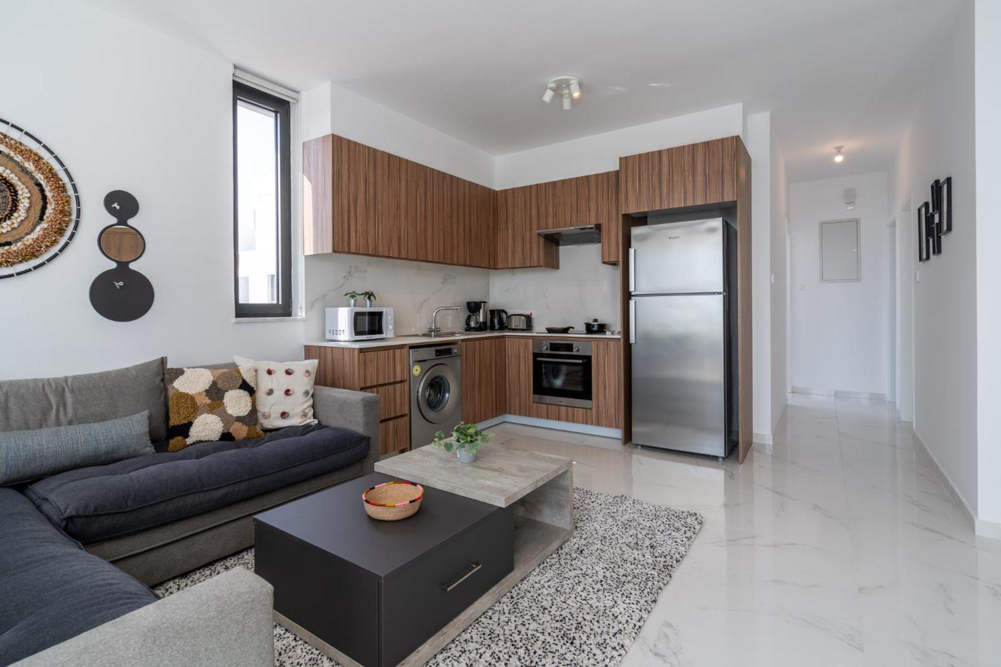 Taupe’s 2-Bedroom Apartment in Larnaca