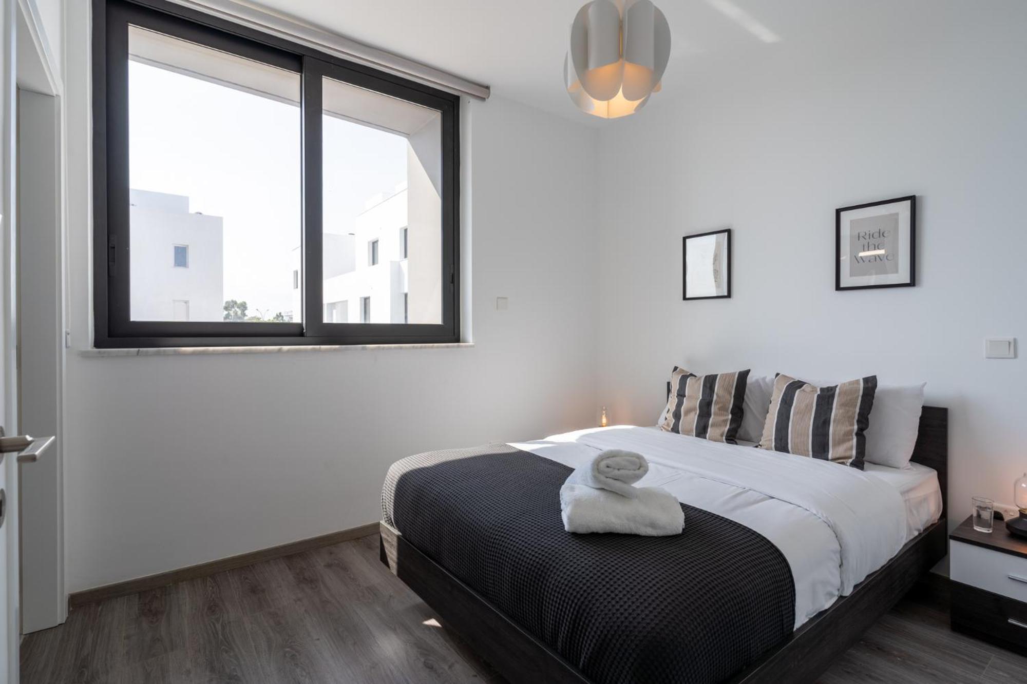 Taupe’s 2-Bedroom Apartment in Larnaca