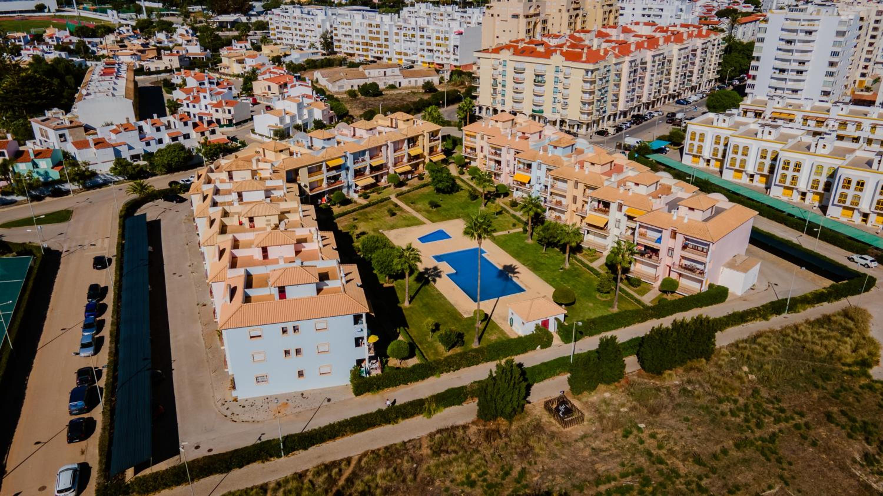 Serene Apartment W/ Balcony and Pool by LovelyStay view 4