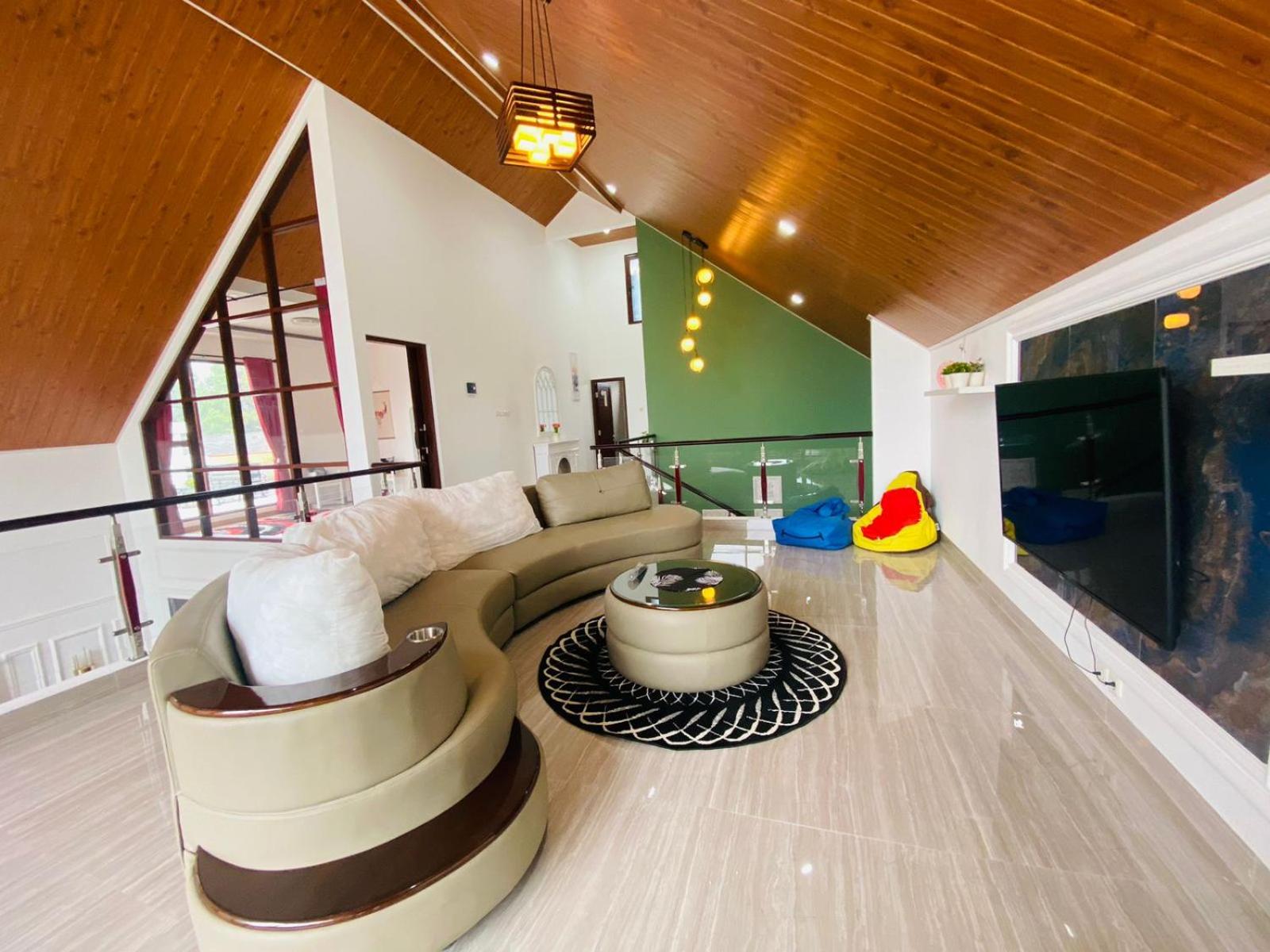 Villa Kota Bunga ELL 02
