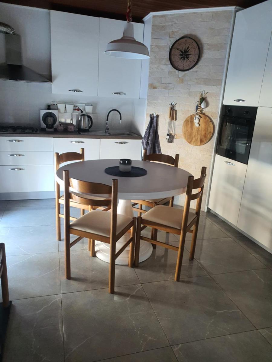 Kuća za odmor SeaHouse en Karlobag
