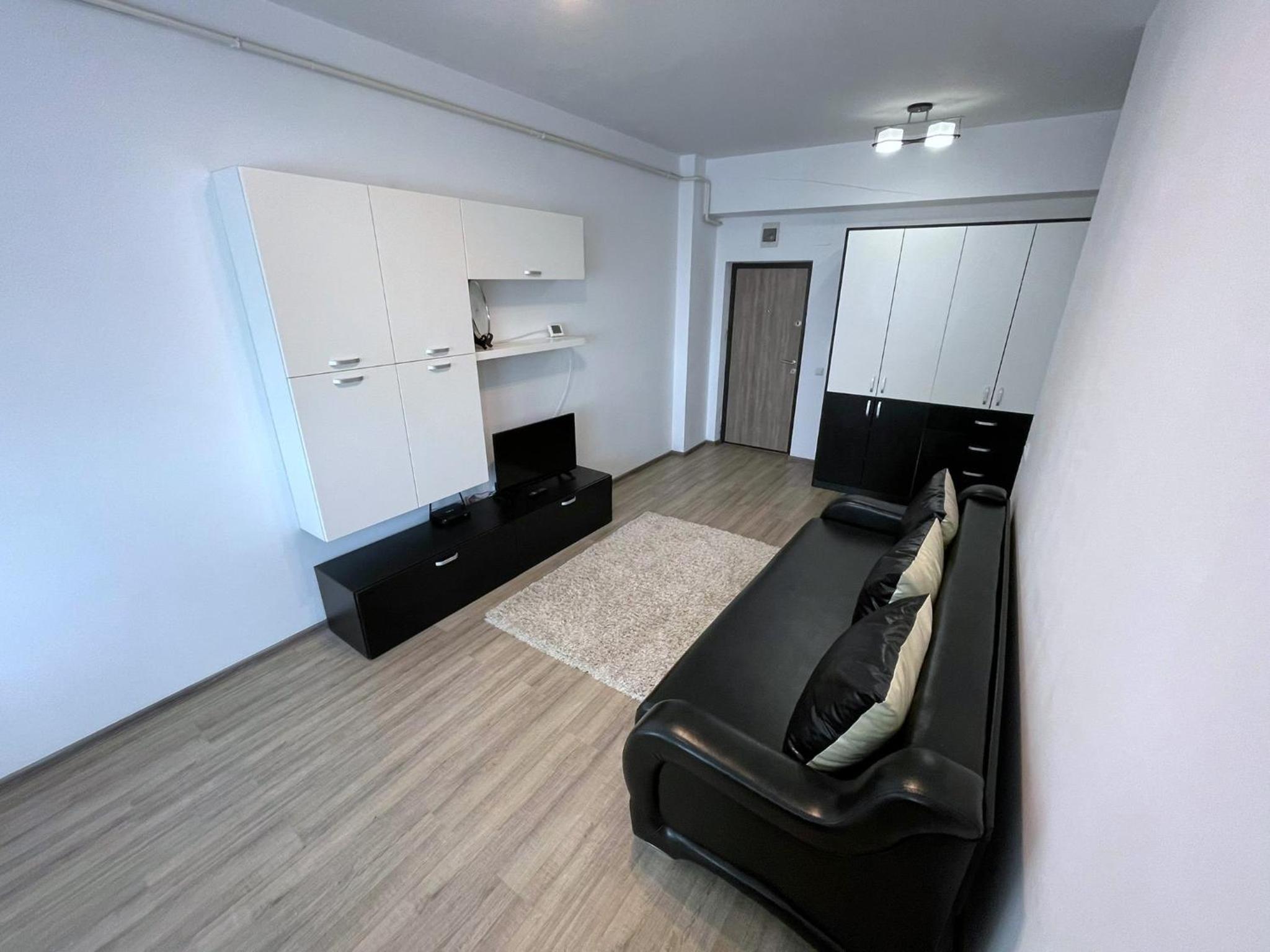 Taste of Iasi - Two room apartment - Central - Sunset touch view 5