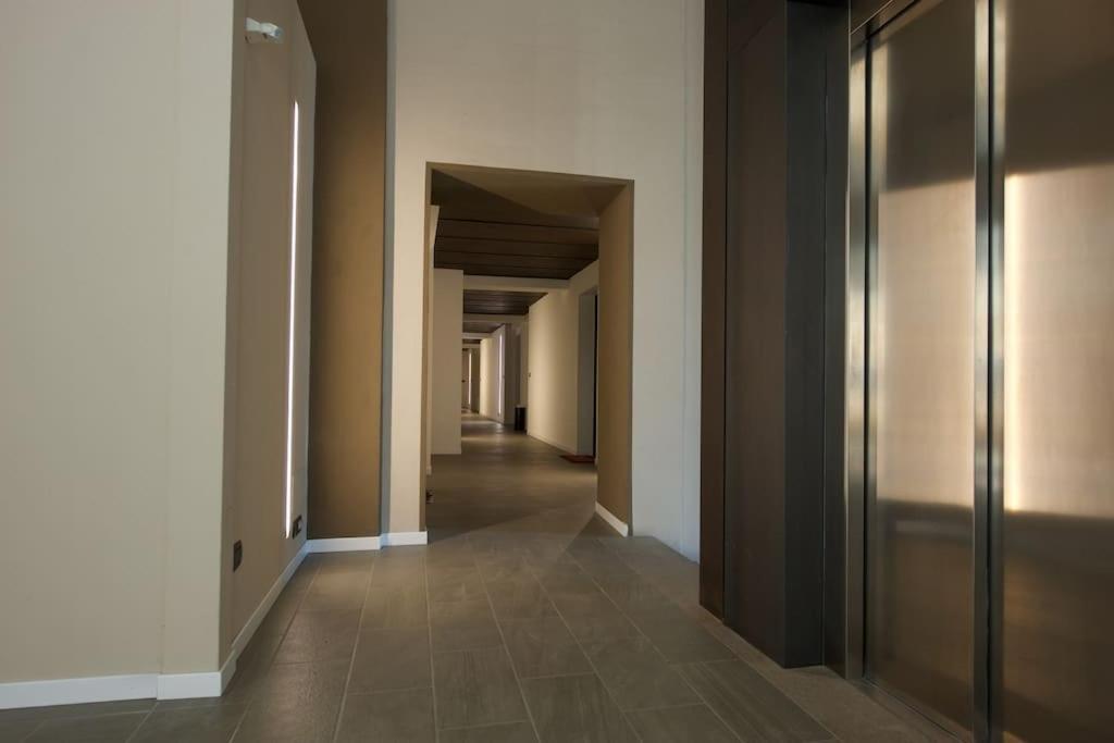 Loft Trevisan Elegant Apartment in Bra with Private Garage view 3