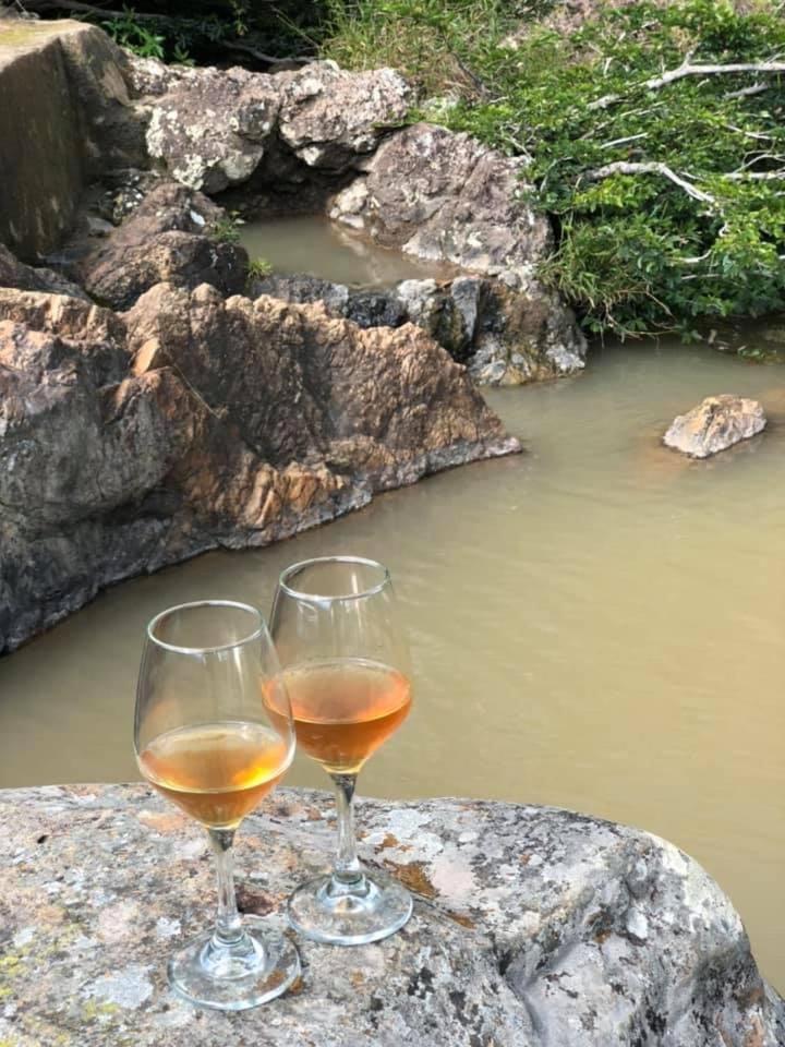 Casa campestre a 2 horas del desierto tatacoa balneario privado
