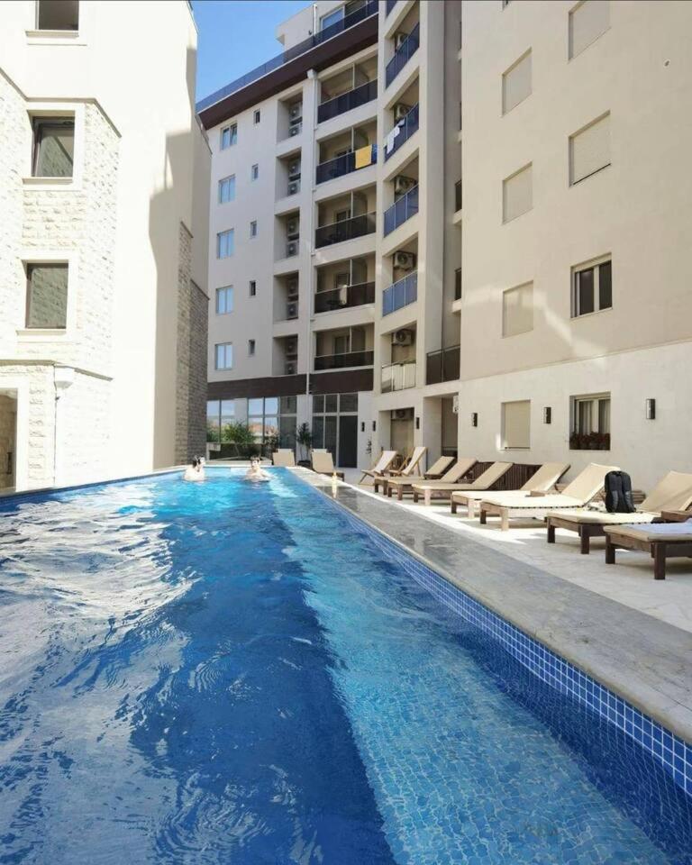 Tara apartment - 1BR long term! view 5