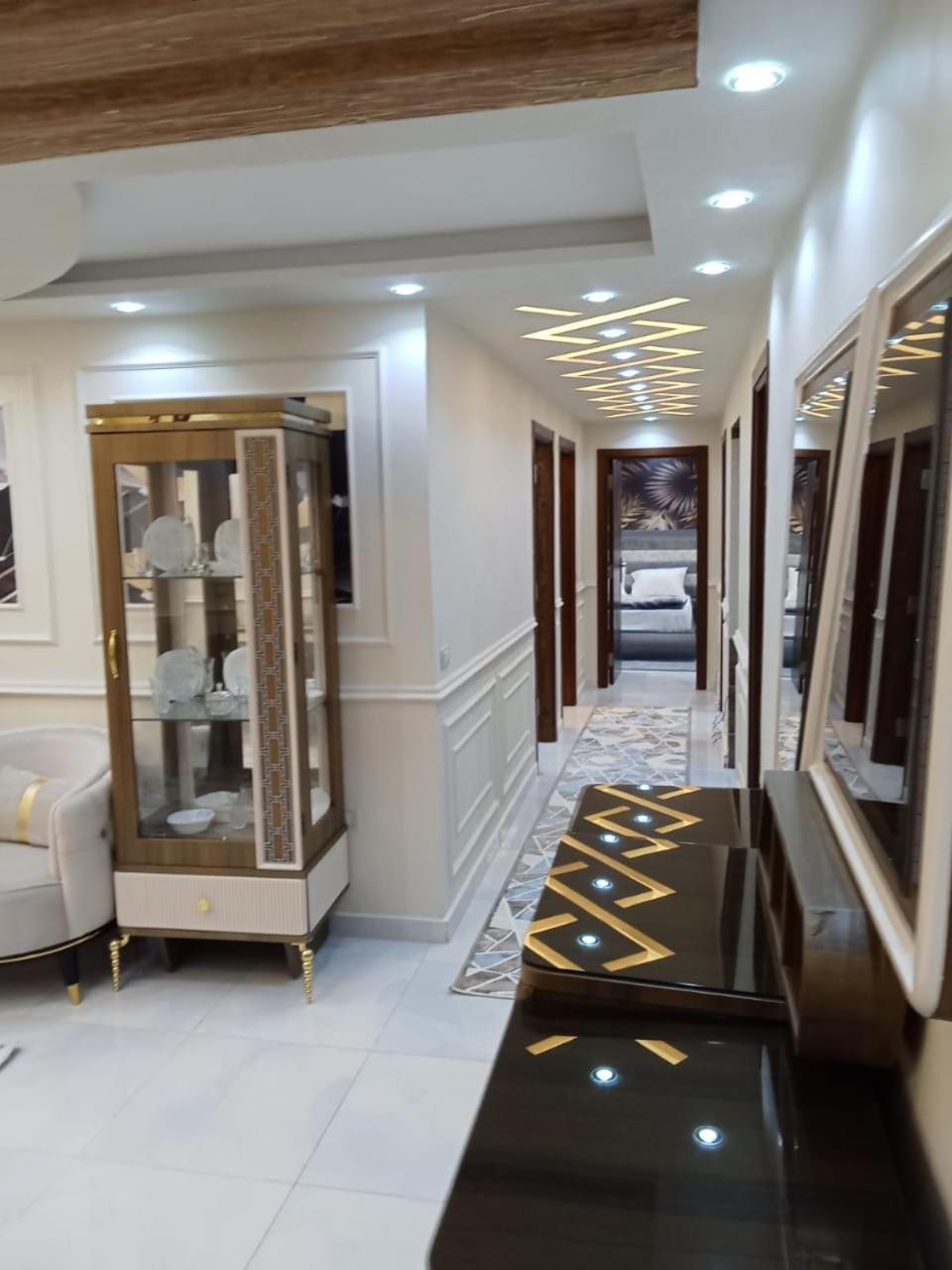 super lux furnished apartment in Al Muhandeseen with a view on the Nile