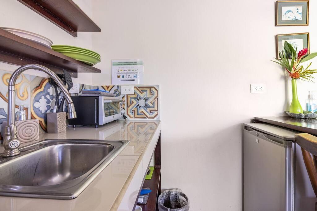 Beautiful studio-apartment near the beach
