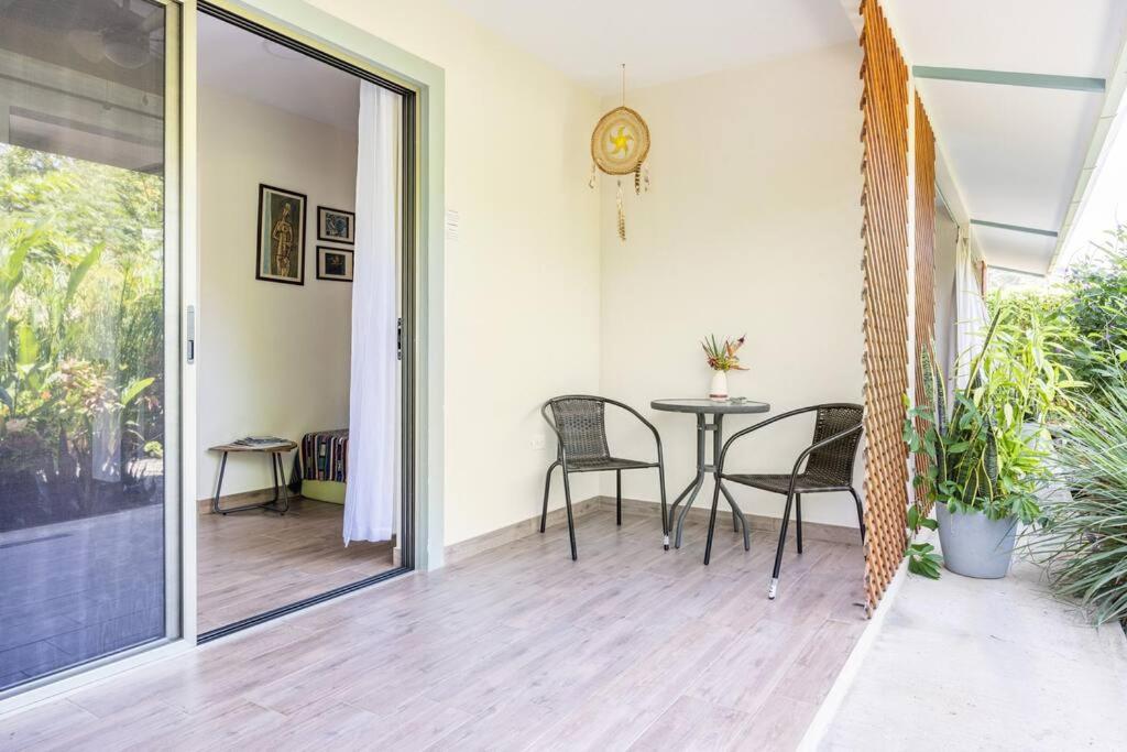 Beautiful studio-apartment near the beach
