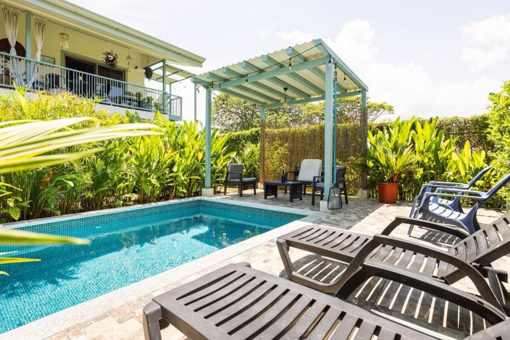 Beautiful studio-apartment near the beach
