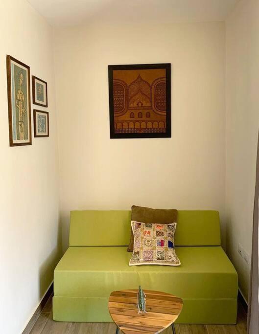 Beautiful studio-apartment near the beach