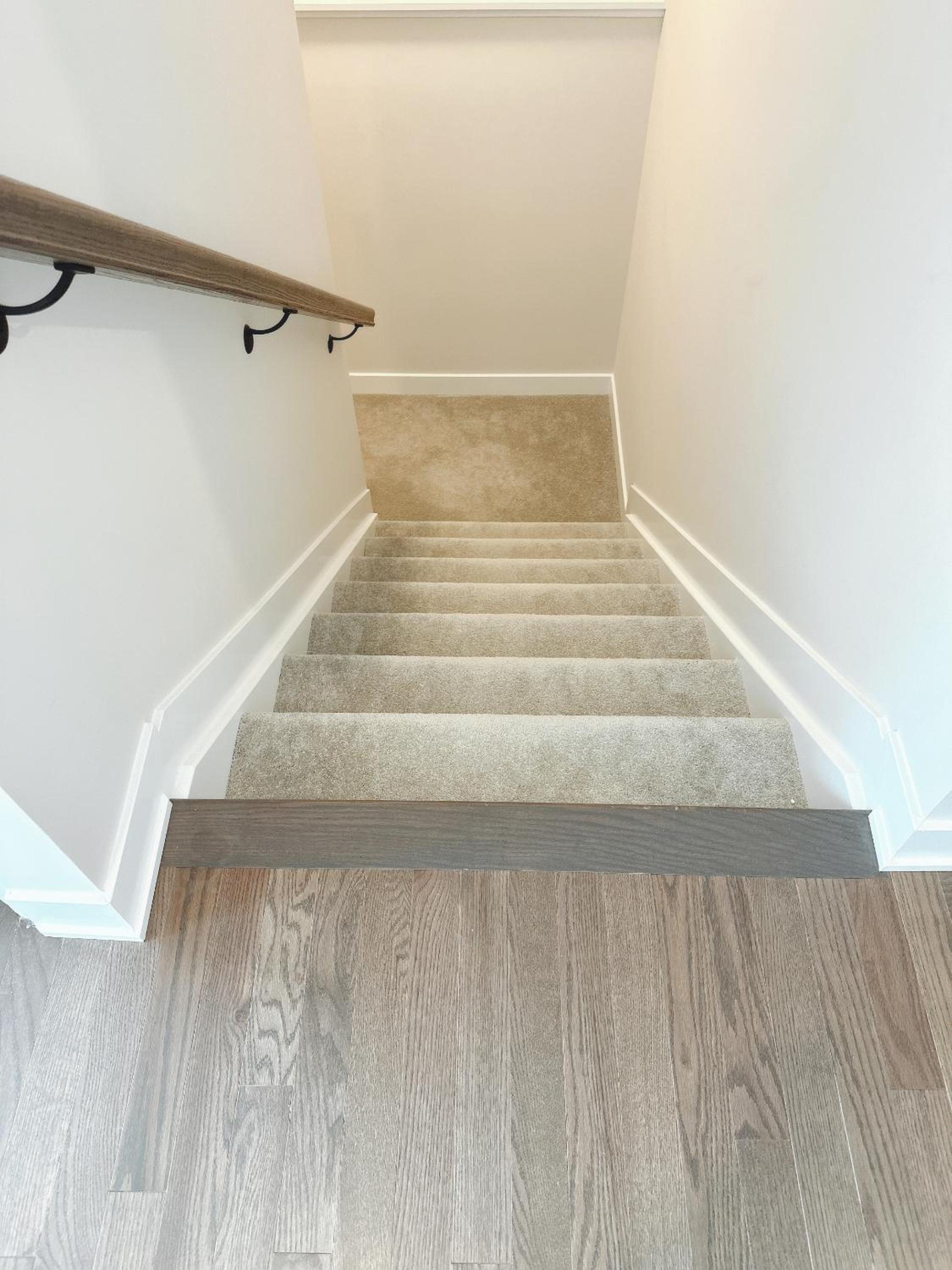 Beautiful entire basement with Netflix