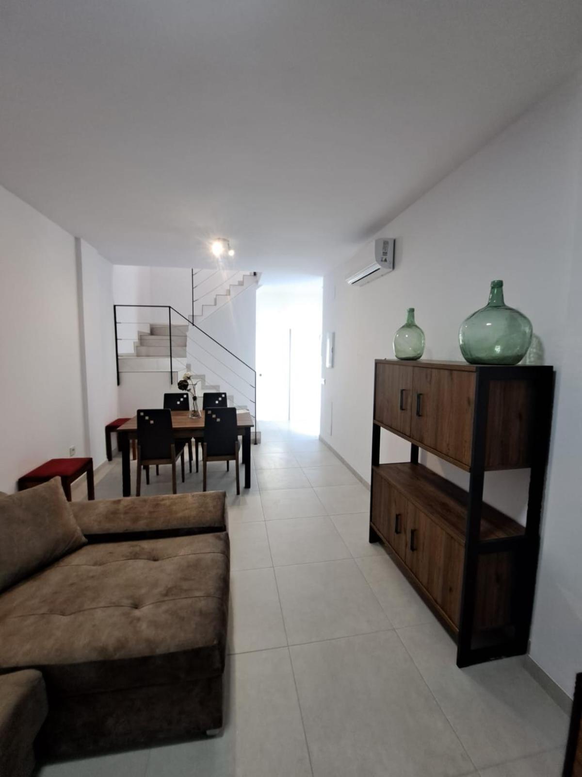 APARTAMENTO TURISTICO EN LEBRIJA