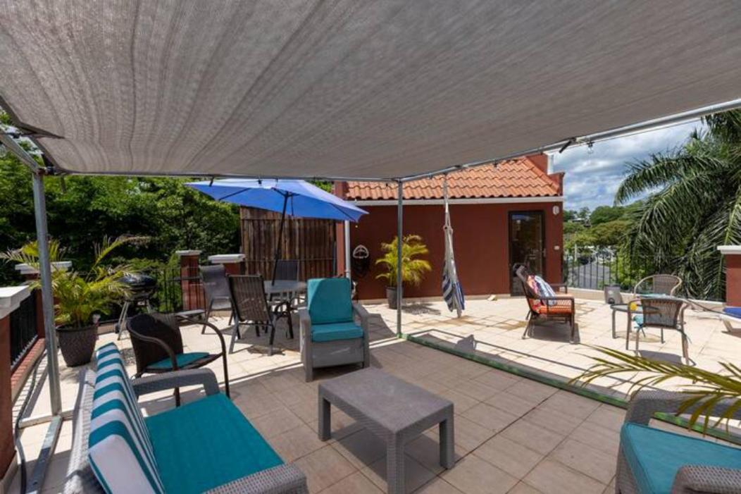 Renovated condo in Tamarindo, 3 min from the beach
