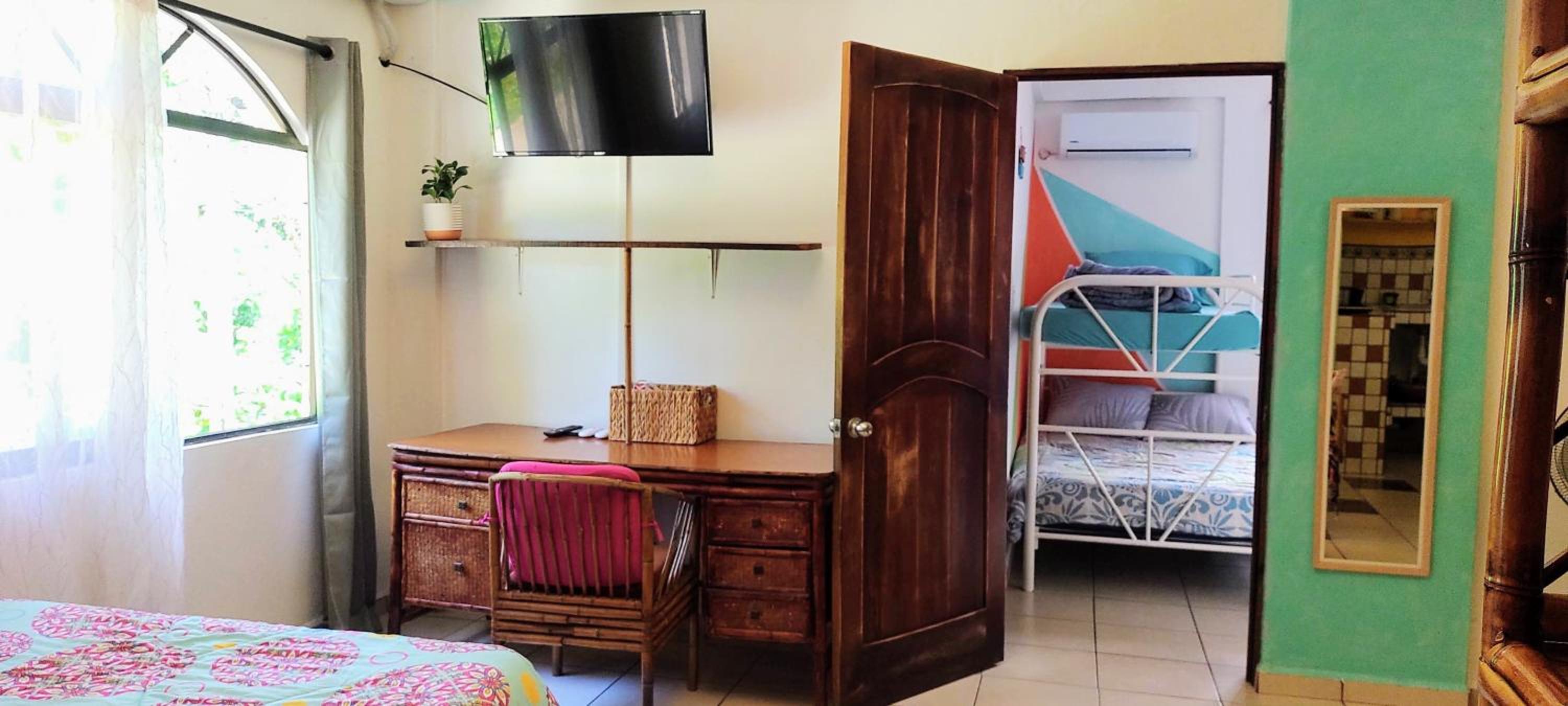 Cool Vibes Beach Hostel 24