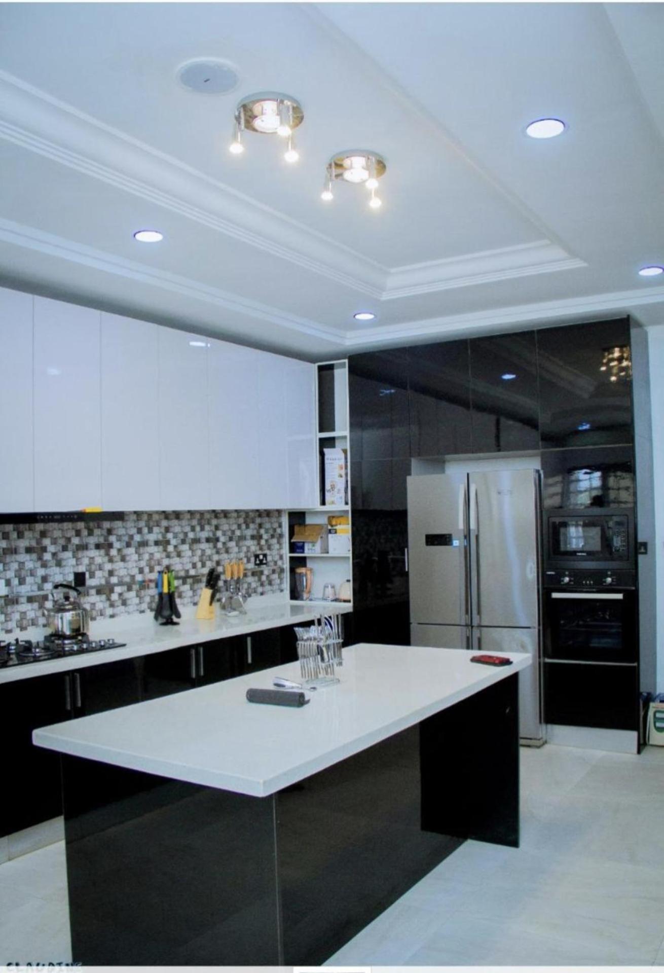 Remarkable 3-Bed Villa in Ajah Ogombo view 2