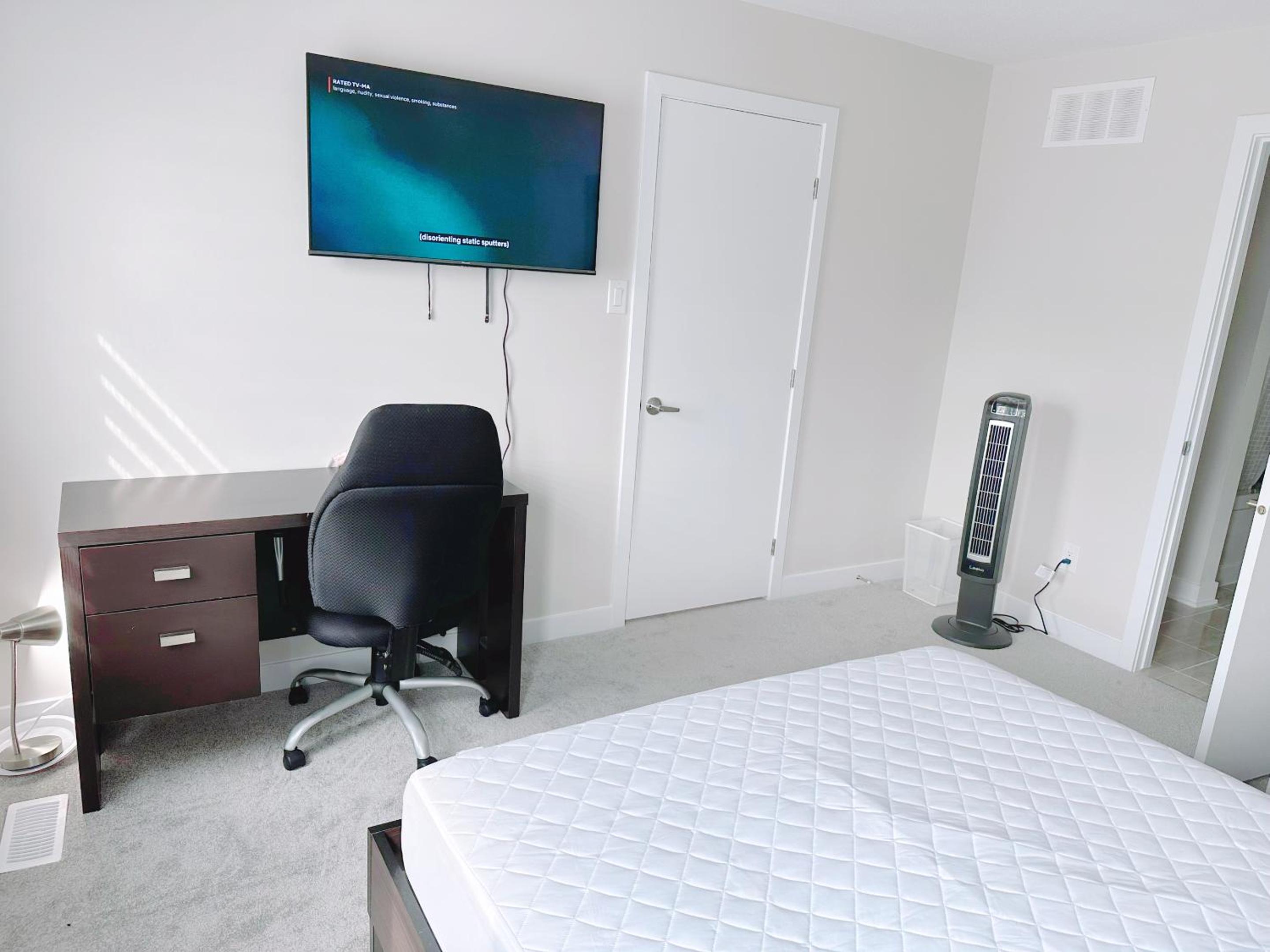 Private bedroom