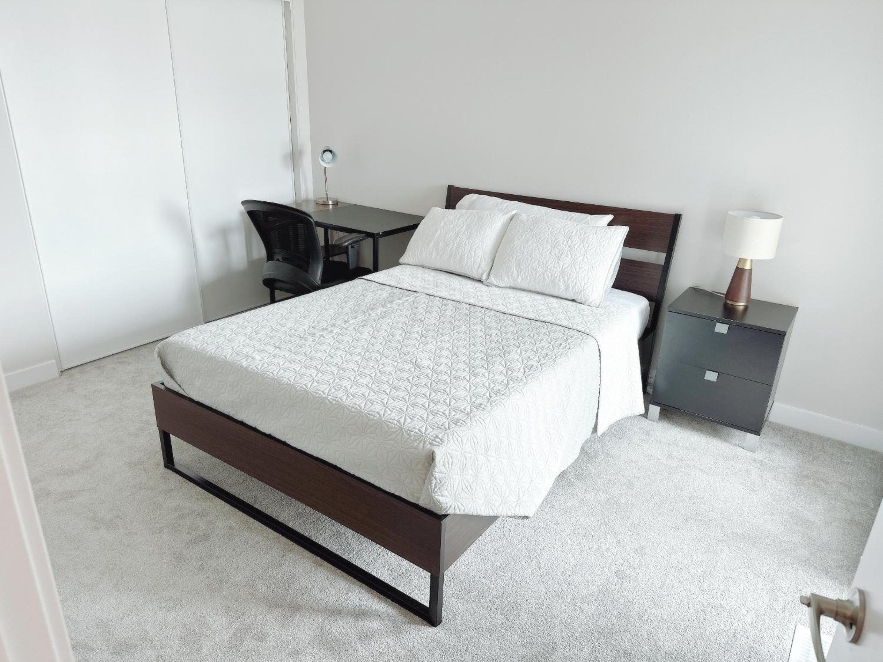 Private bedroom