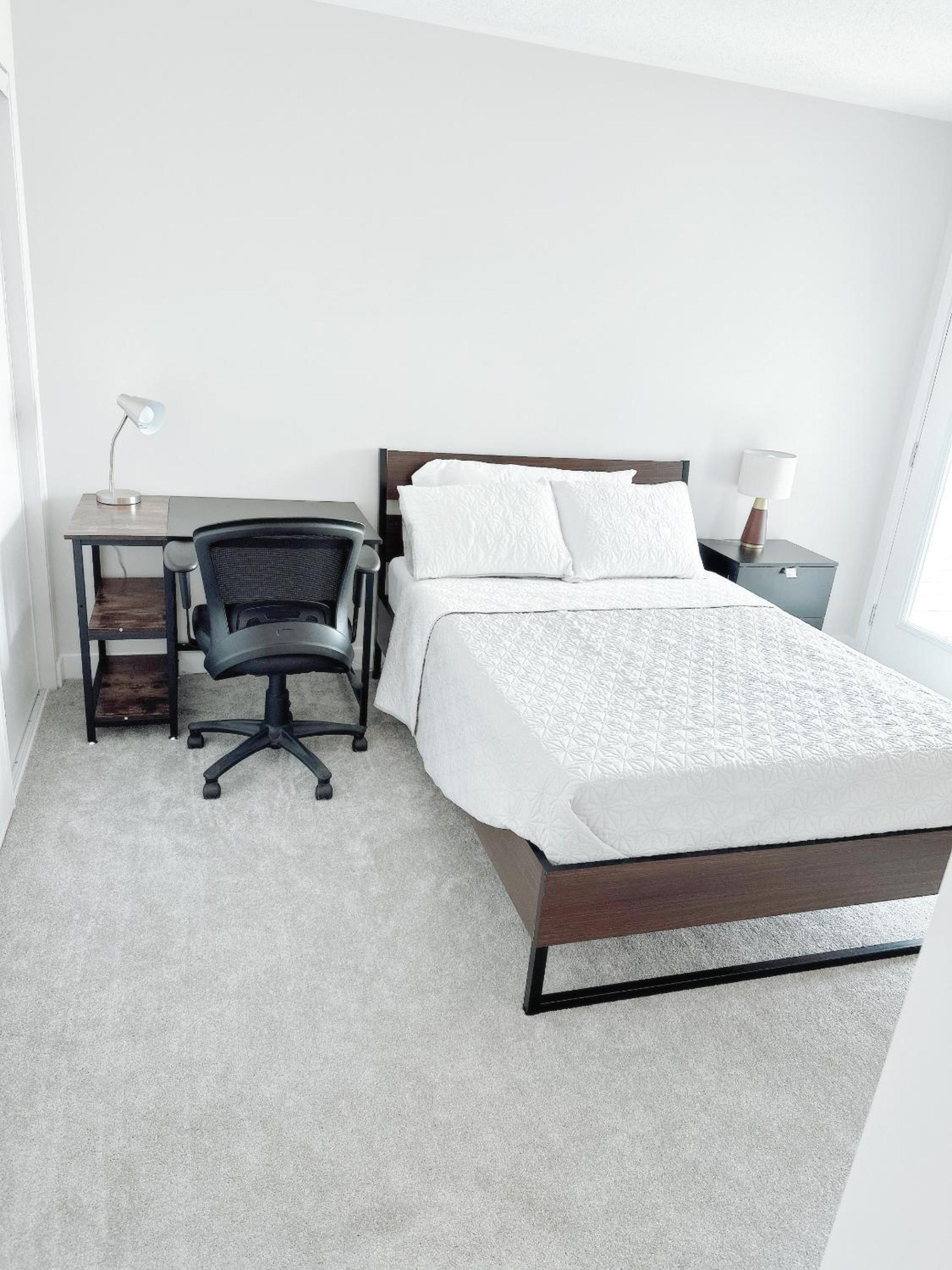Private bedroom