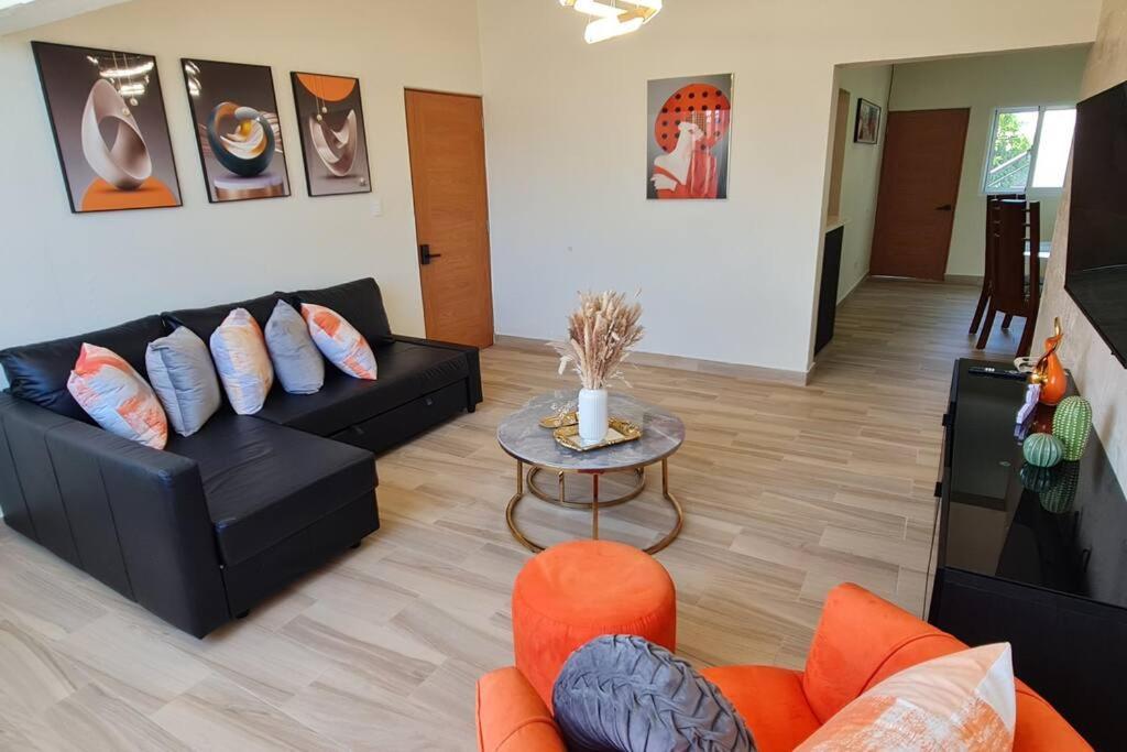 Apartament central frente al mar