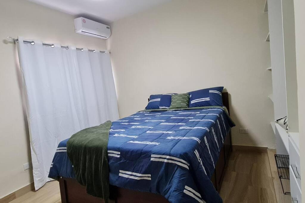 Apartament central frente al mar