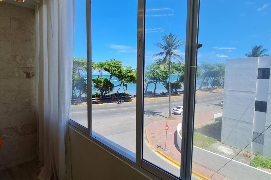 Apartament central frente al mar