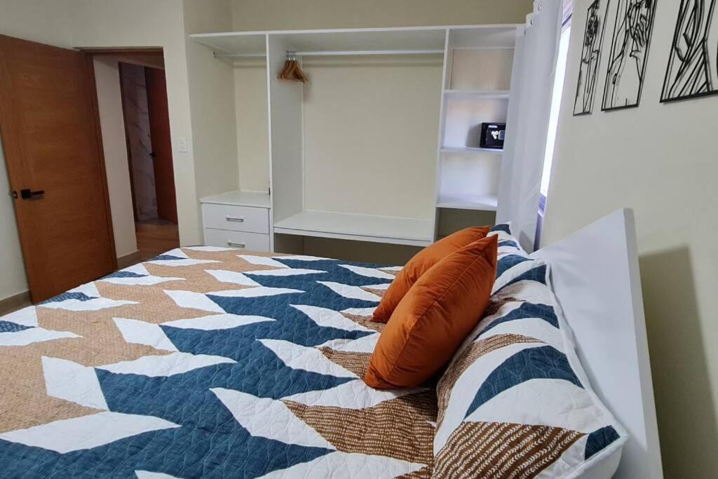 Apartament central frente al mar