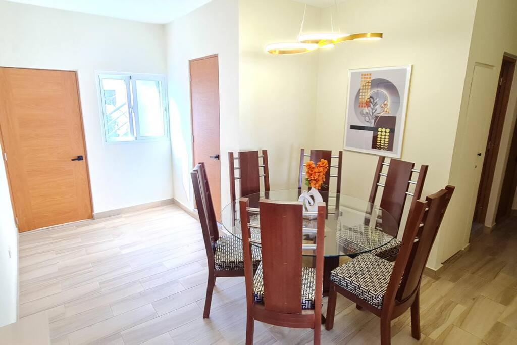 Apartament central frente al mar