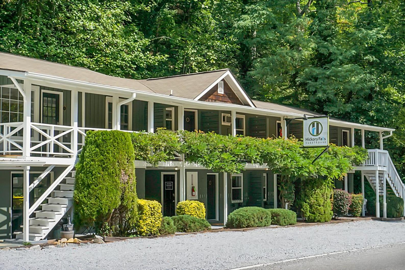 Hickory Falls Inn