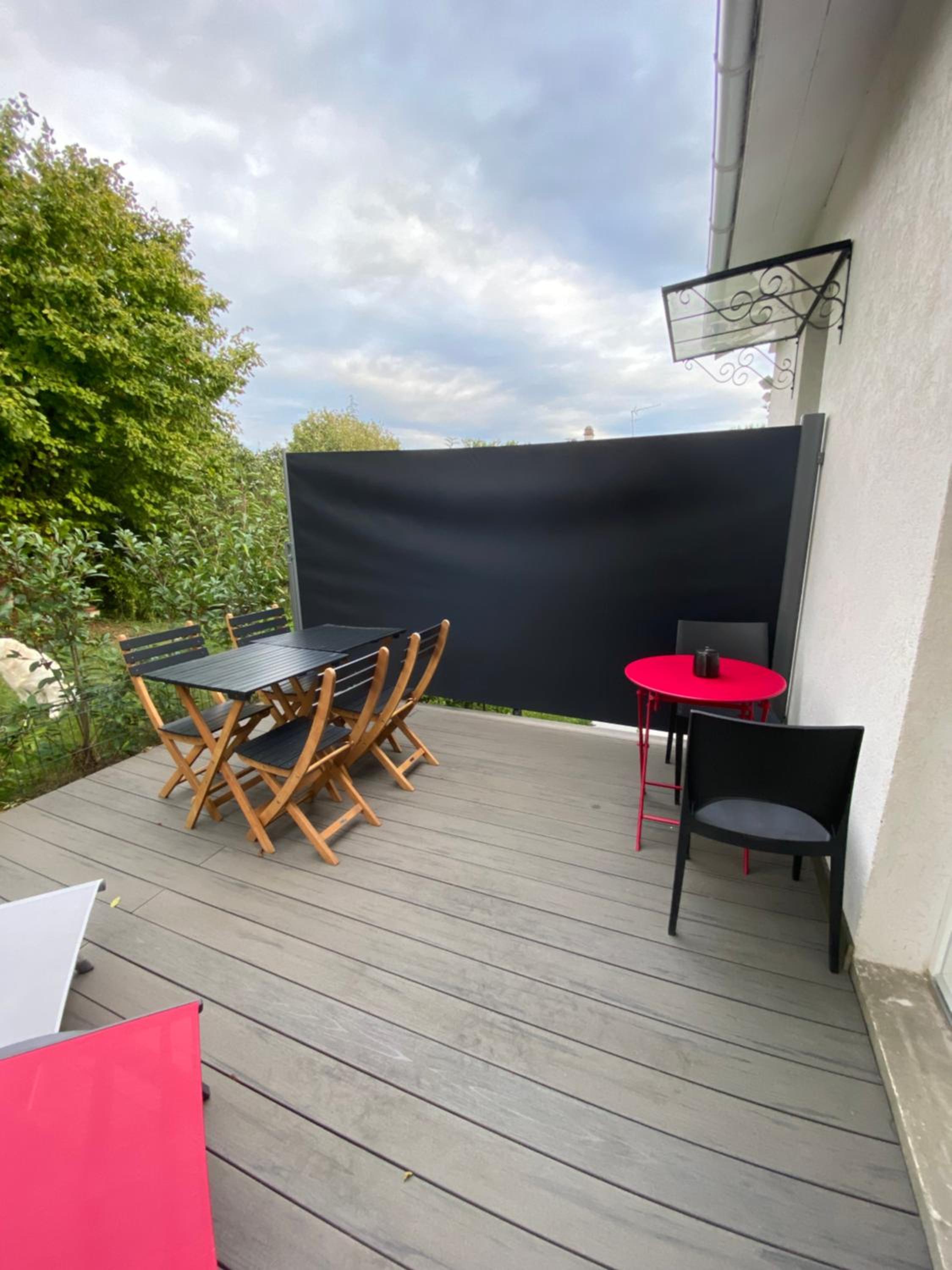 The Little Oak - tiny house with bed on mezzanine & terrace - from 1 to 4 p Disney, Paris & CDG