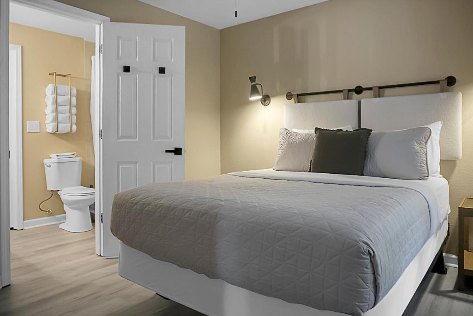 Hickory Falls Inn