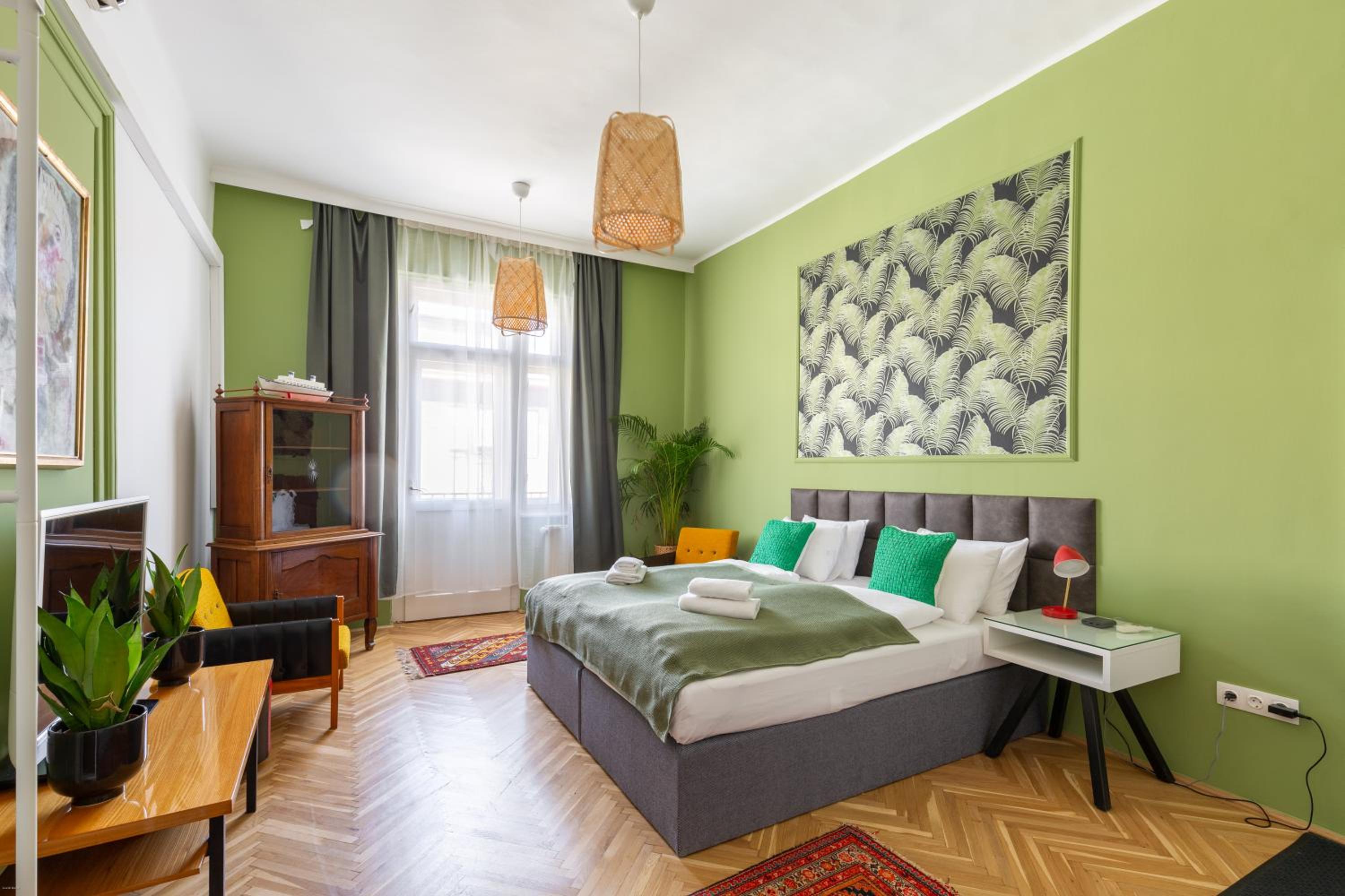 Huge & Stylish in the Center for up to 20 people