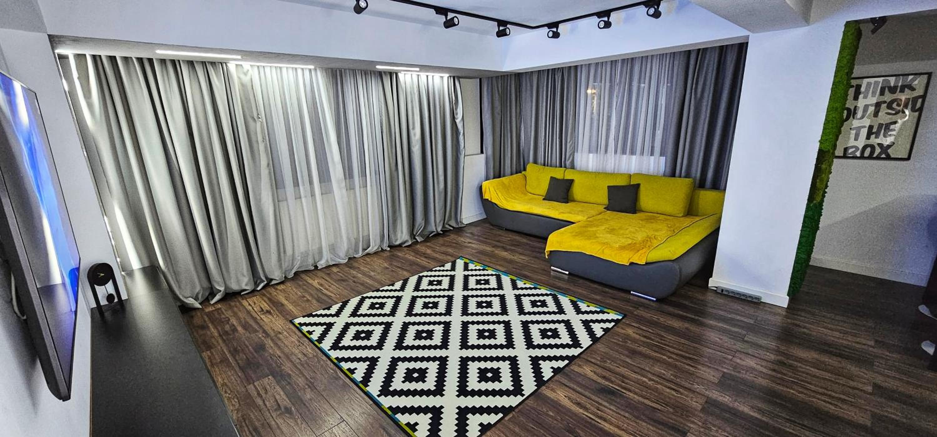 Eclipsei ApartHotel