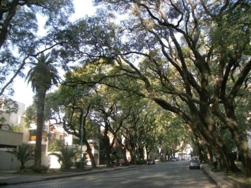 Apartment Dr.Romulo Naon