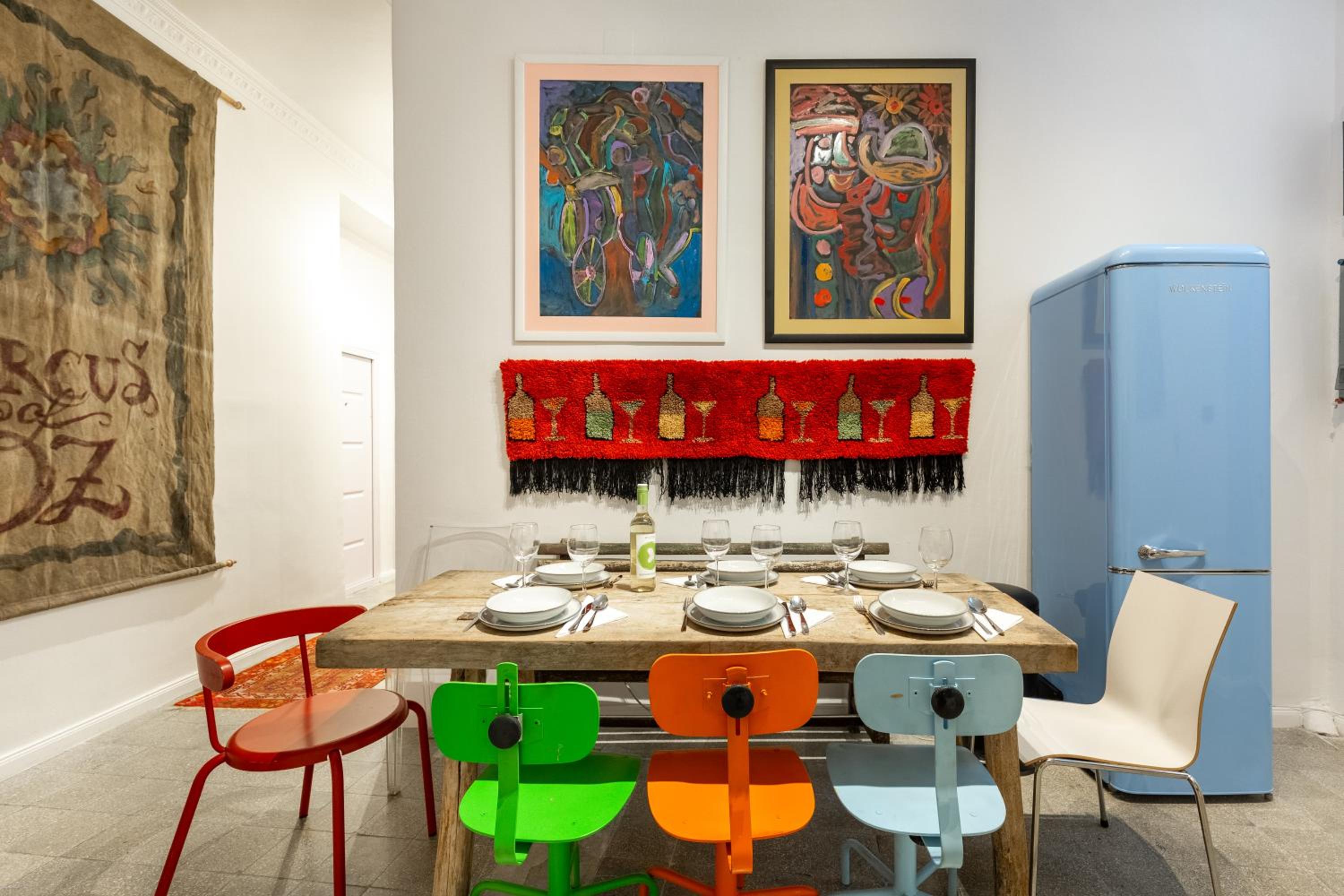 Huge & Stylish in the Center for up to 20 people