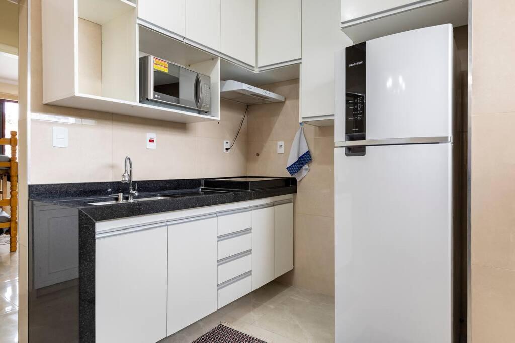 Apartamento no centro. Tudo novinho, aconchegante