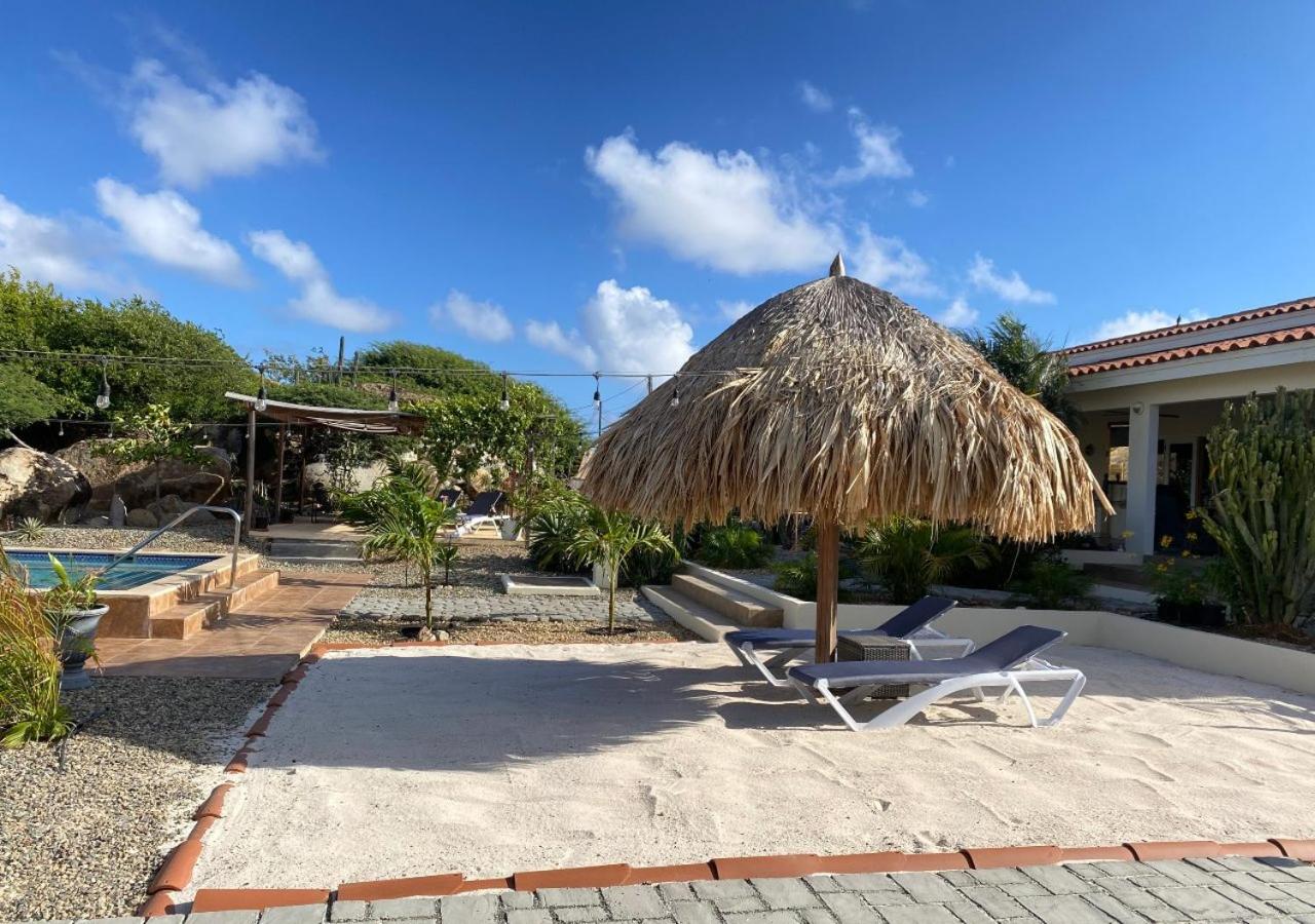 Pura Vida Aruba appartement Cama
