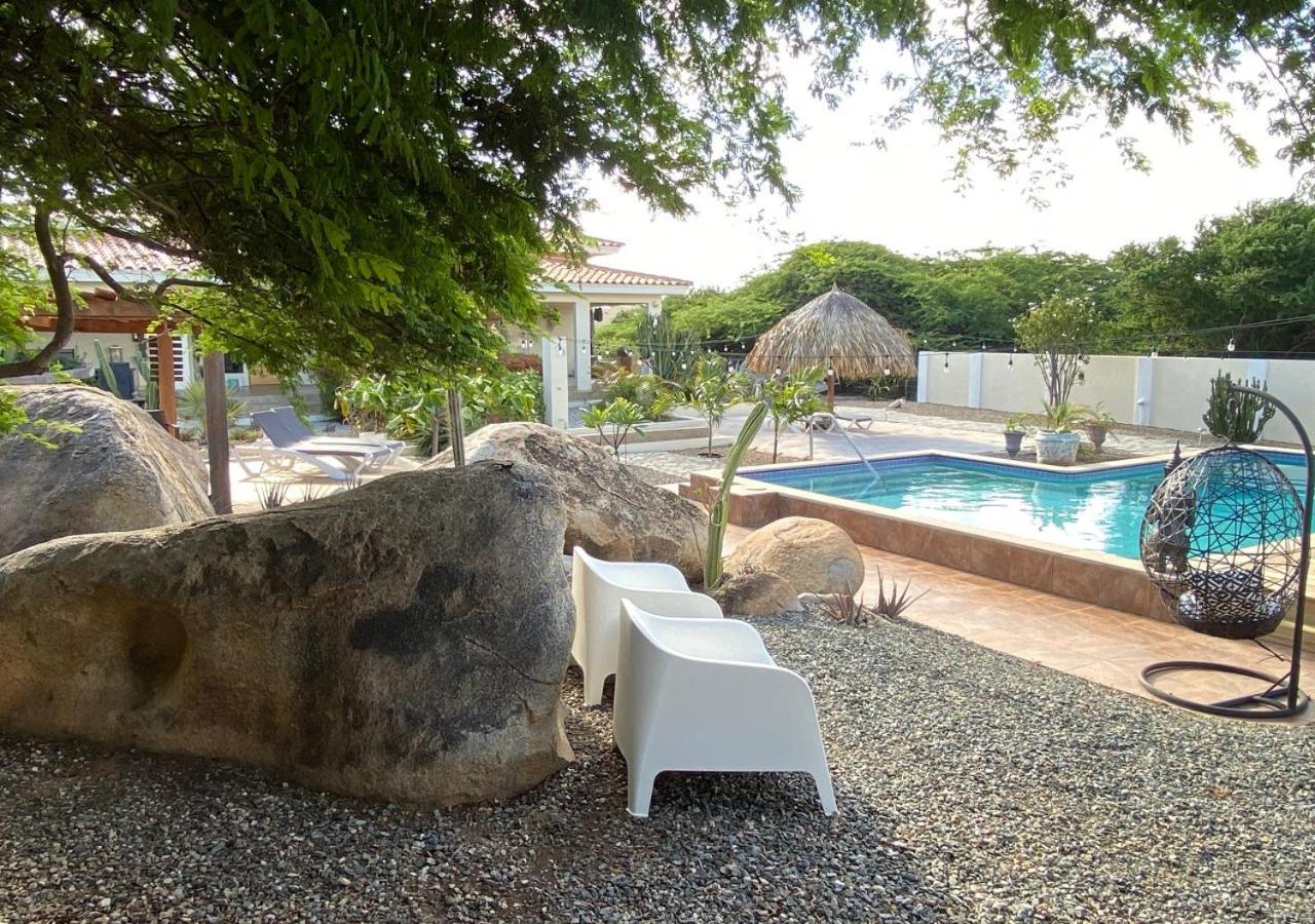 Pura Vida Aruba appartement Cama